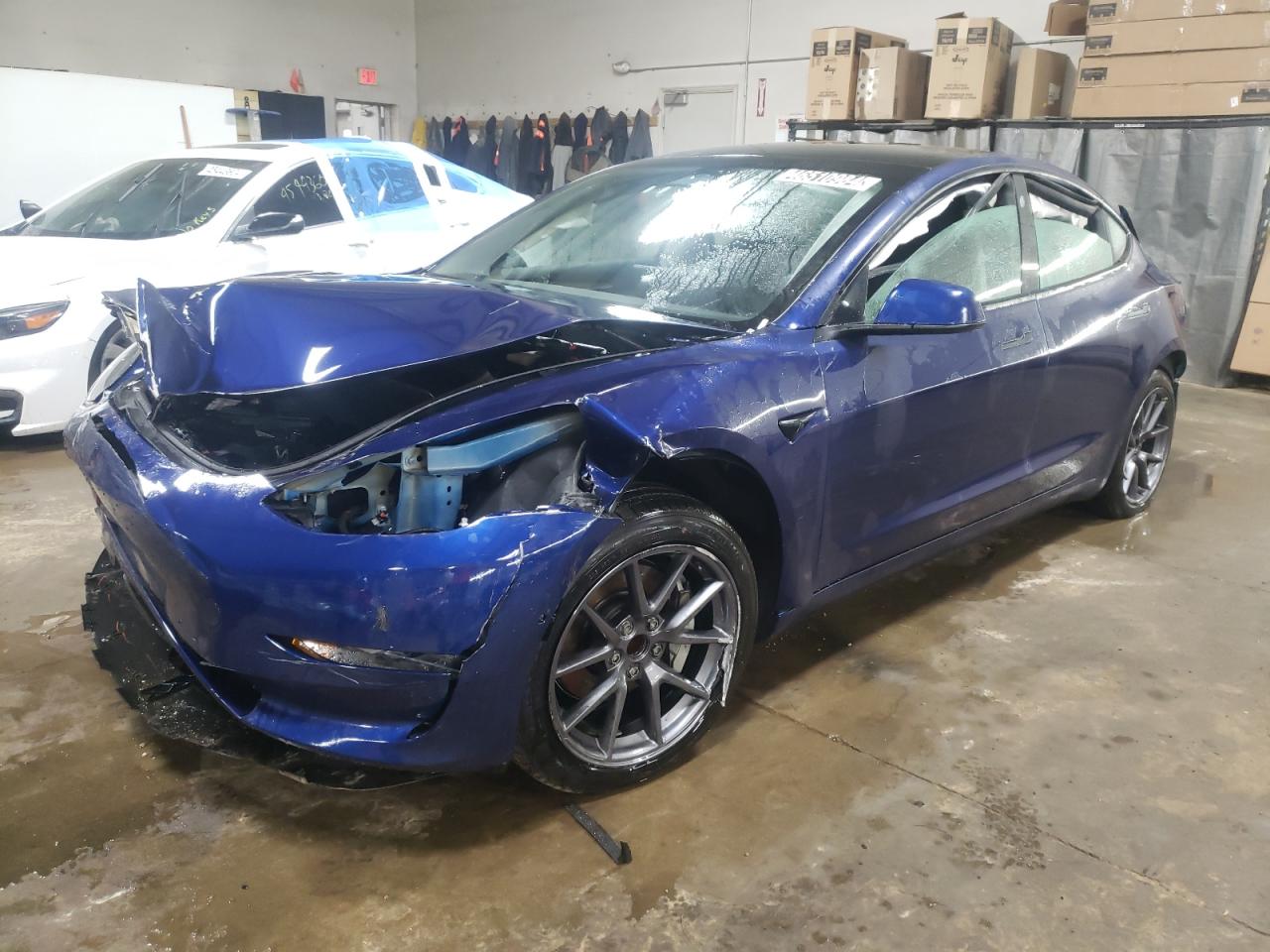 TESLA MODEL 3 2022 5yj3e1ea5nf372545