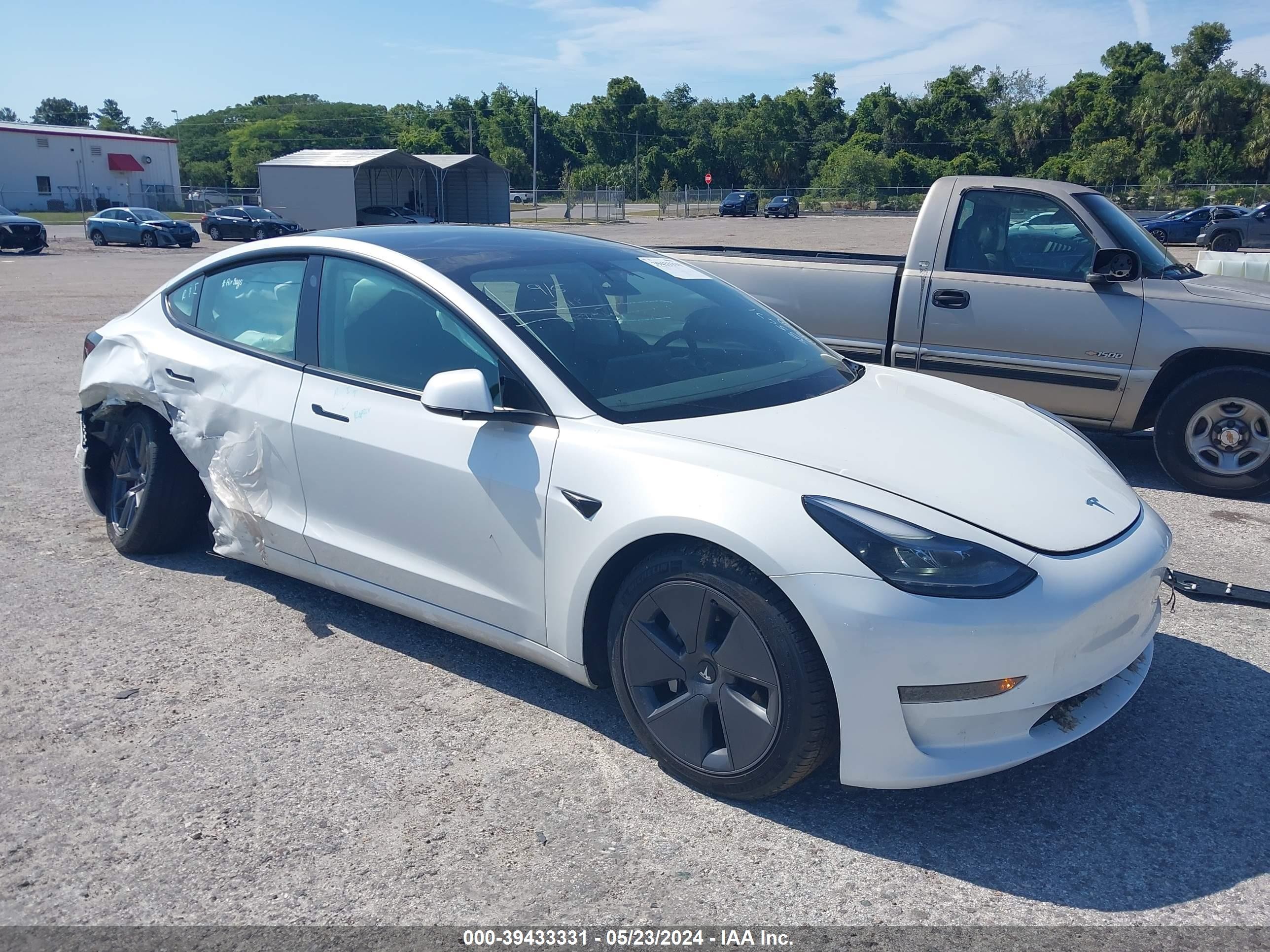 TESLA MODEL 3 2023 5yj3e1ea5pf385671