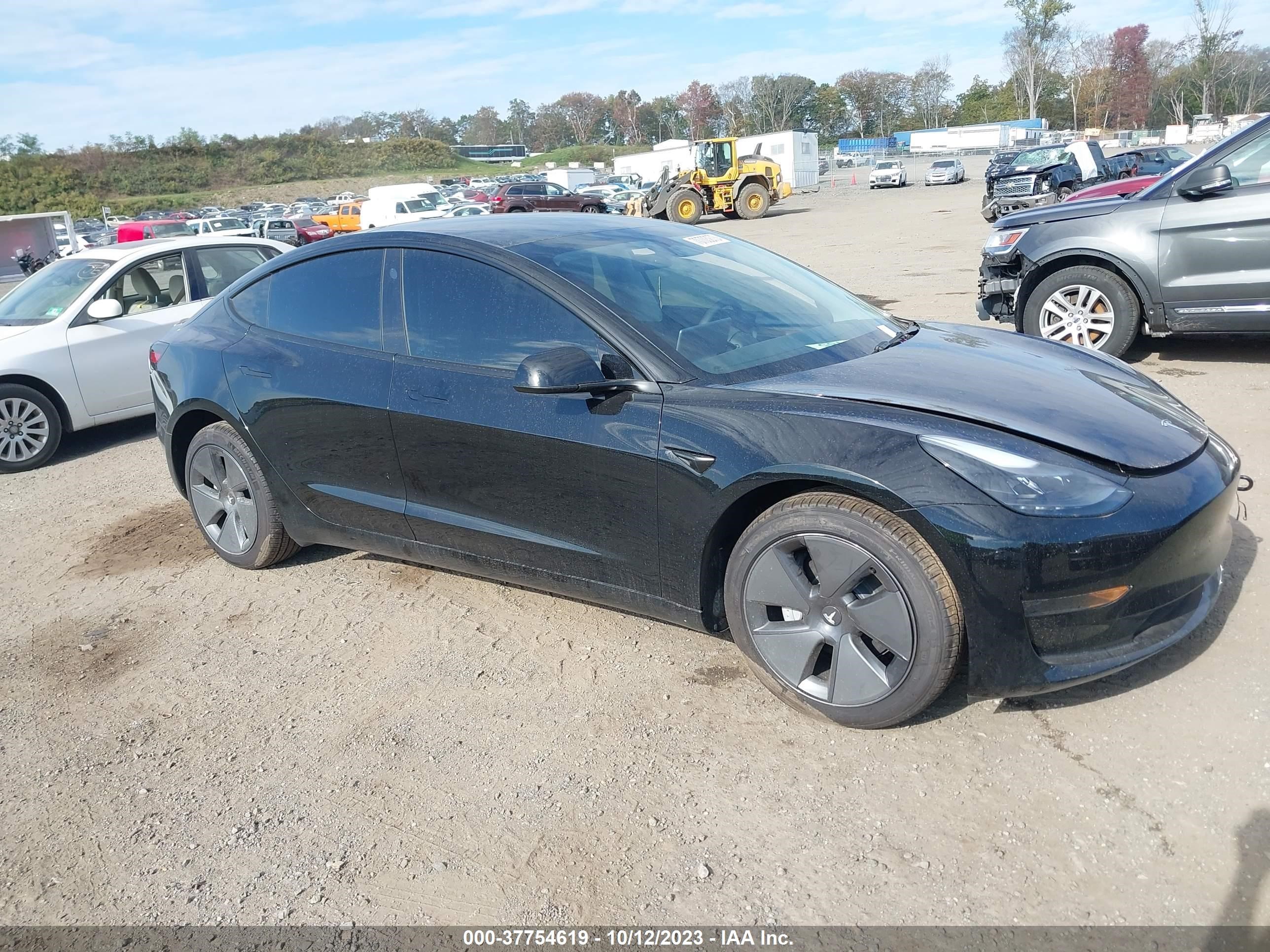 TESLA MODEL 3 2023 5yj3e1ea5pf547346