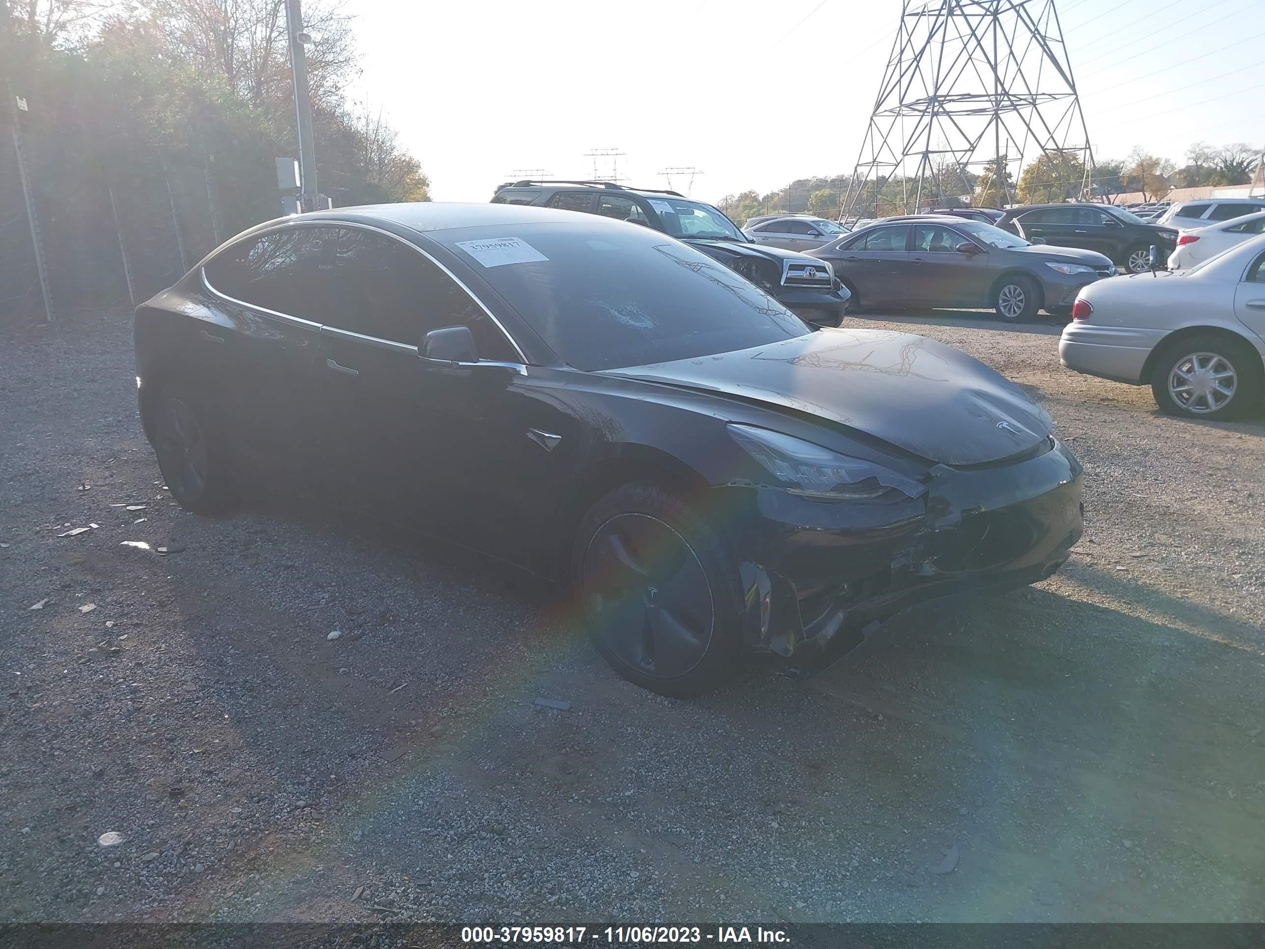 TESLA MODEL 3 2019 5yj3e1ea6kf482676