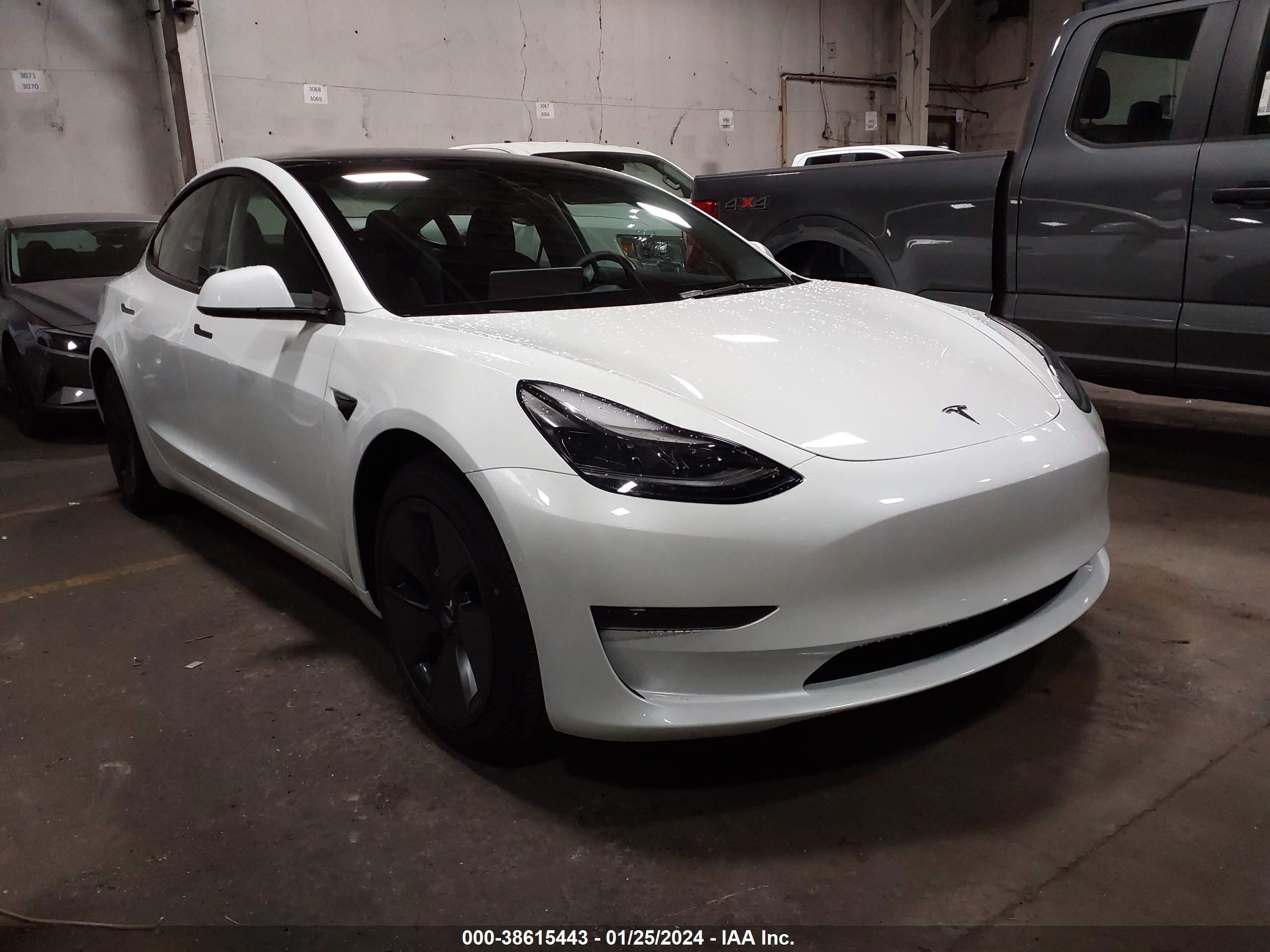 TESLA MODEL 3 2023 5yj3e1ea6pf712059