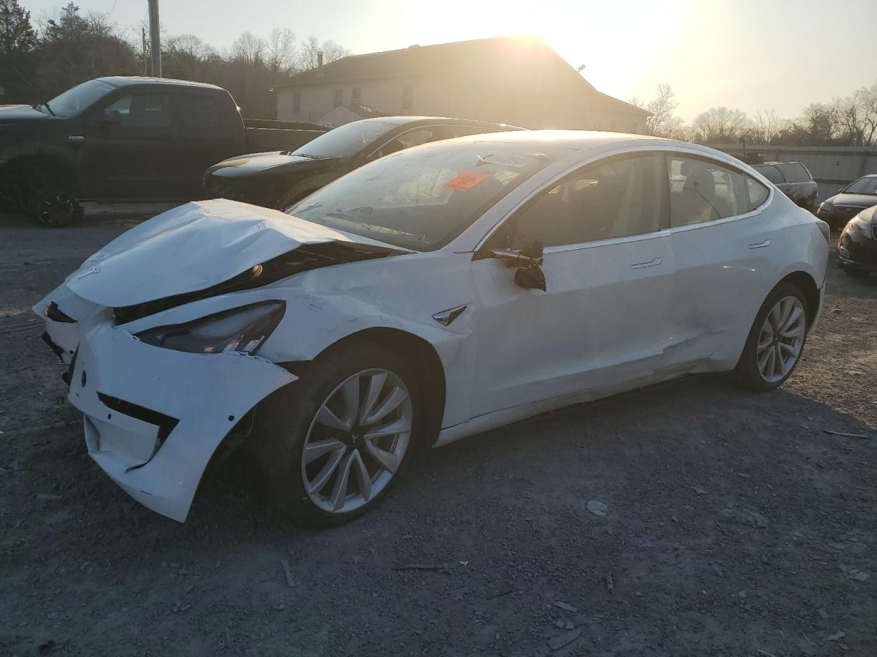 TESLA MODEL 3 2018 5yj3e1ea7jf025177