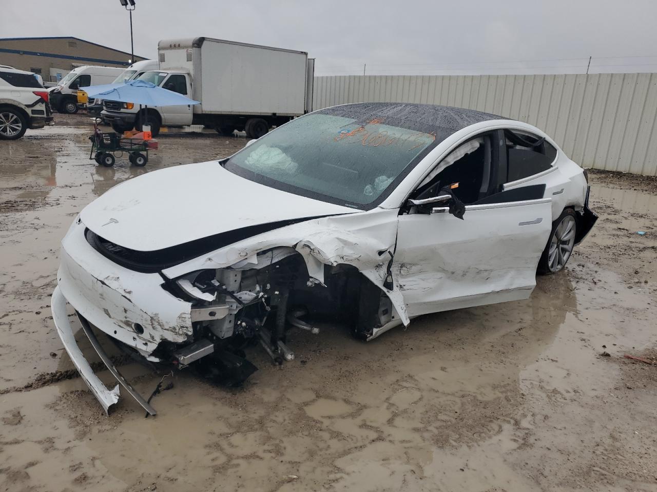 TESLA MODEL 3 2018 5yj3e1ea7jf047762