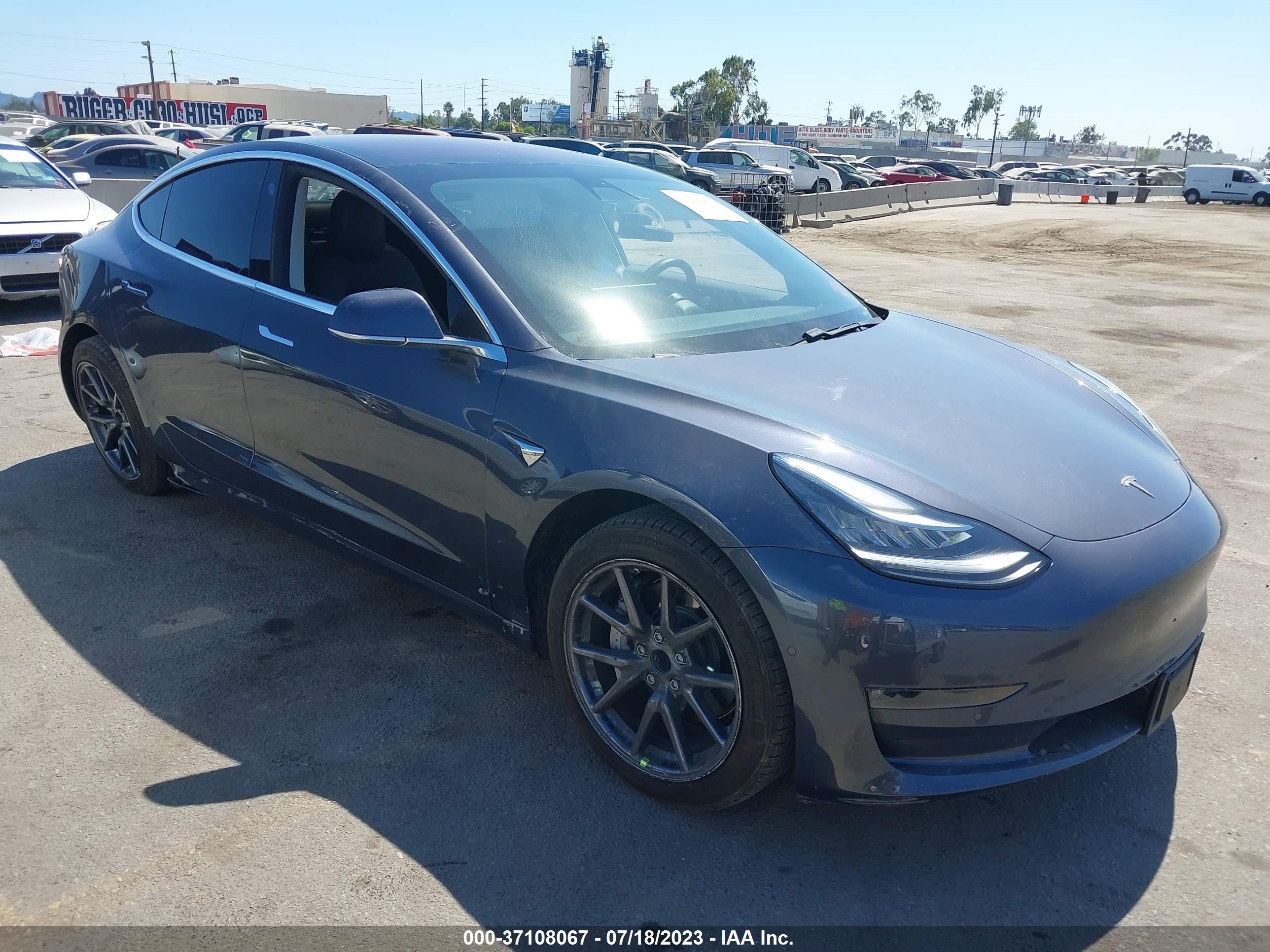 TESLA MODEL 3 2018 5yj3e1ea7jf158294