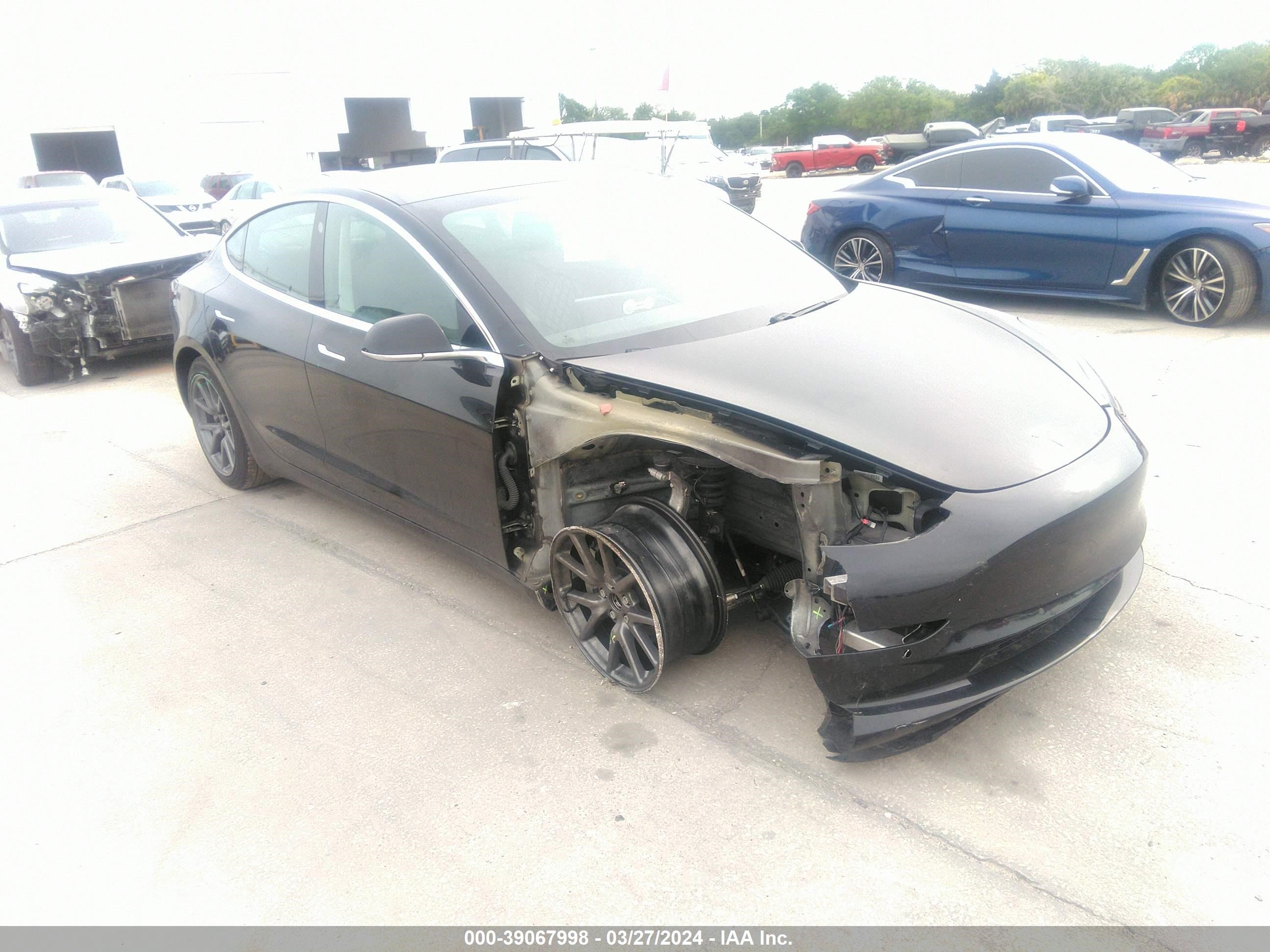 TESLA MODEL 3 2020 5yj3e1ea7lf657566