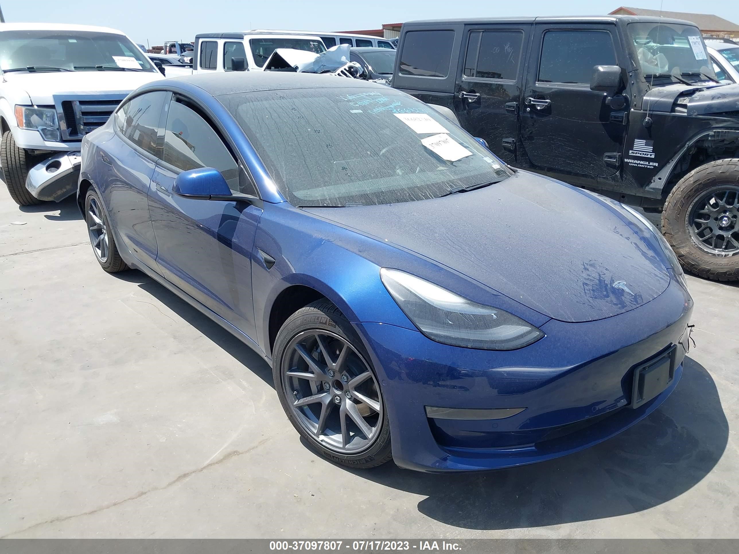 TESLA MODEL 3 2021 5yj3e1ea7mf026575