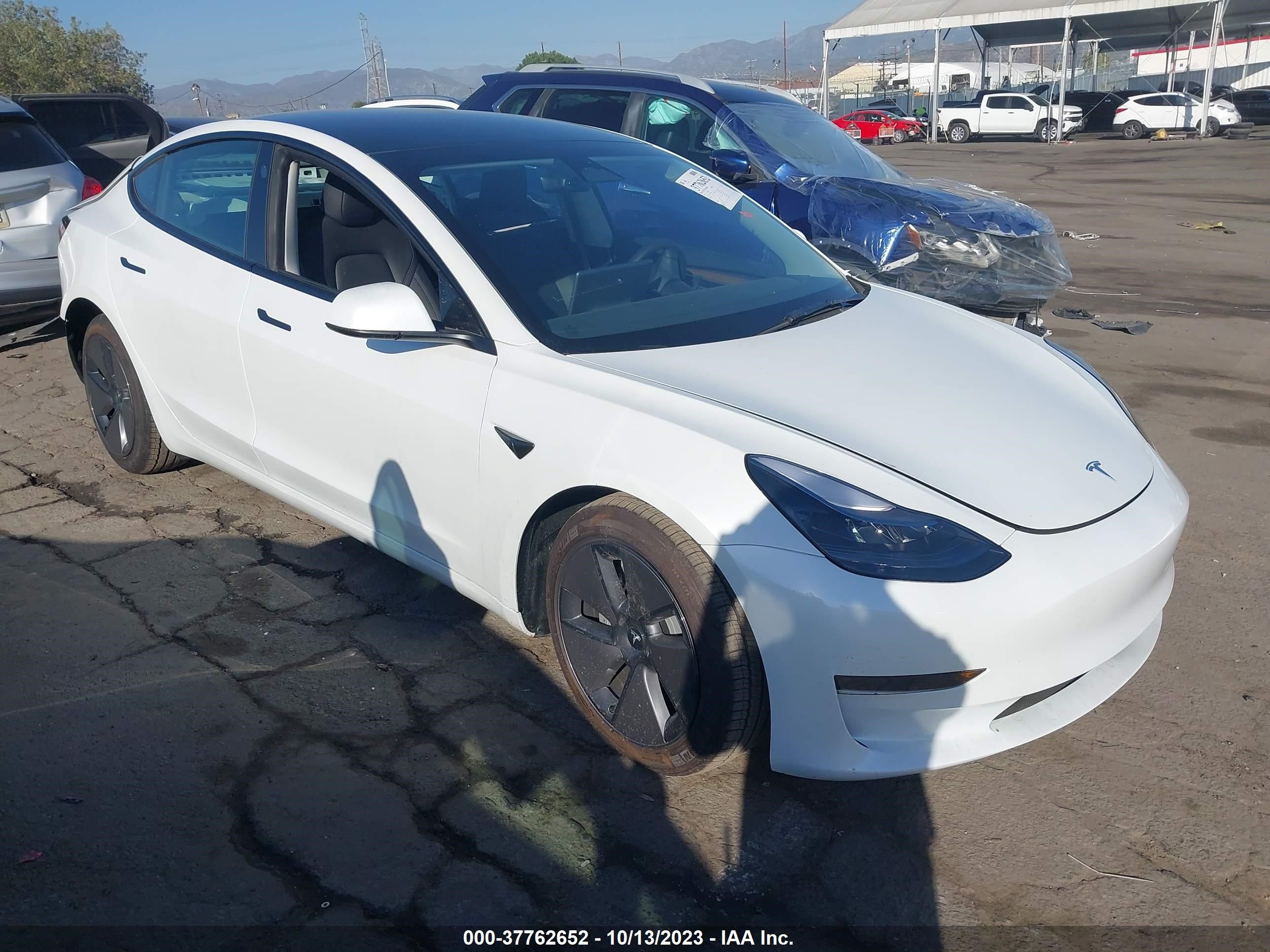 TESLA MODEL 3 2023 5yj3e1ea7pf488168