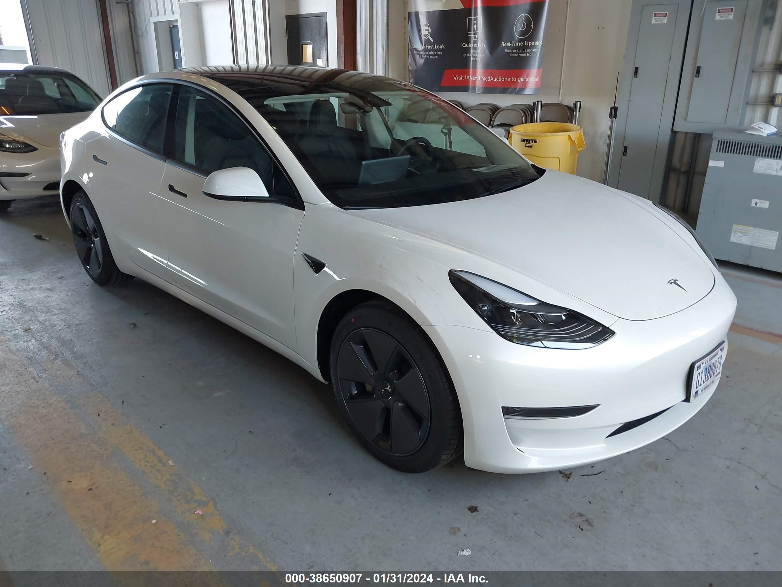 TESLA MODEL 3 2023 5yj3e1ea7pf712054