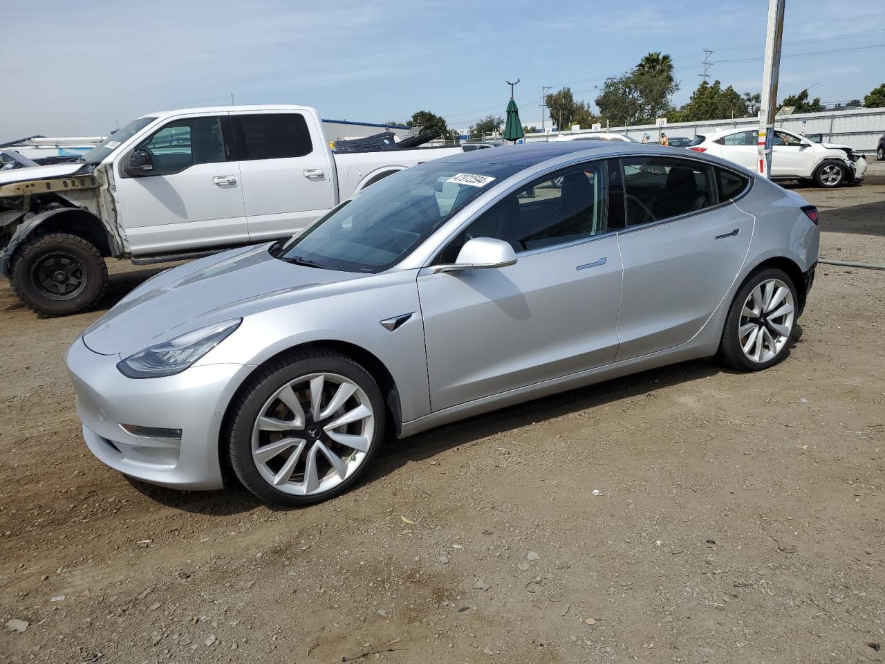 TESLA MODEL 3 2018 5yj3e1ea8jf012146