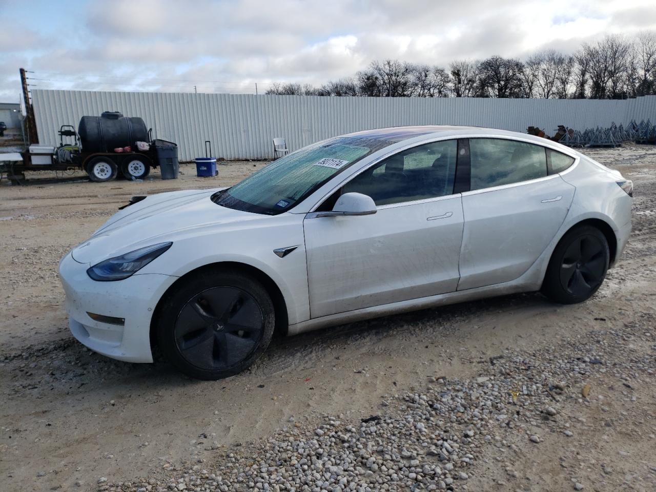 TESLA MODEL 3 2018 5yj3e1ea8jf035250