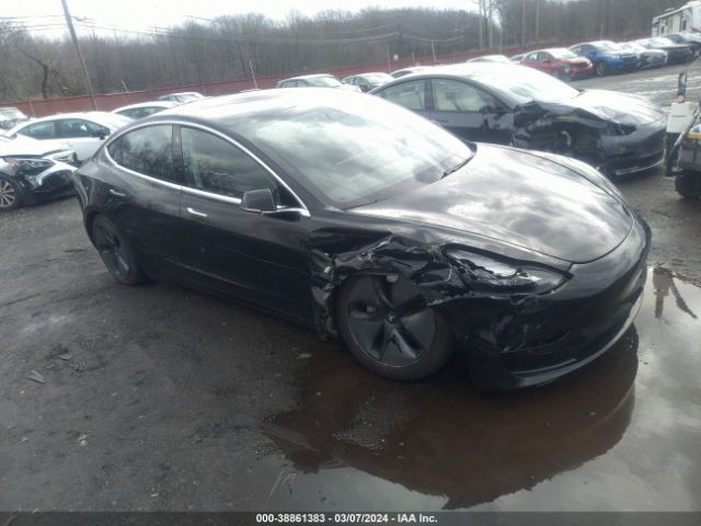 TESLA MODEL 3 2018 5yj3e1ea8jf098526