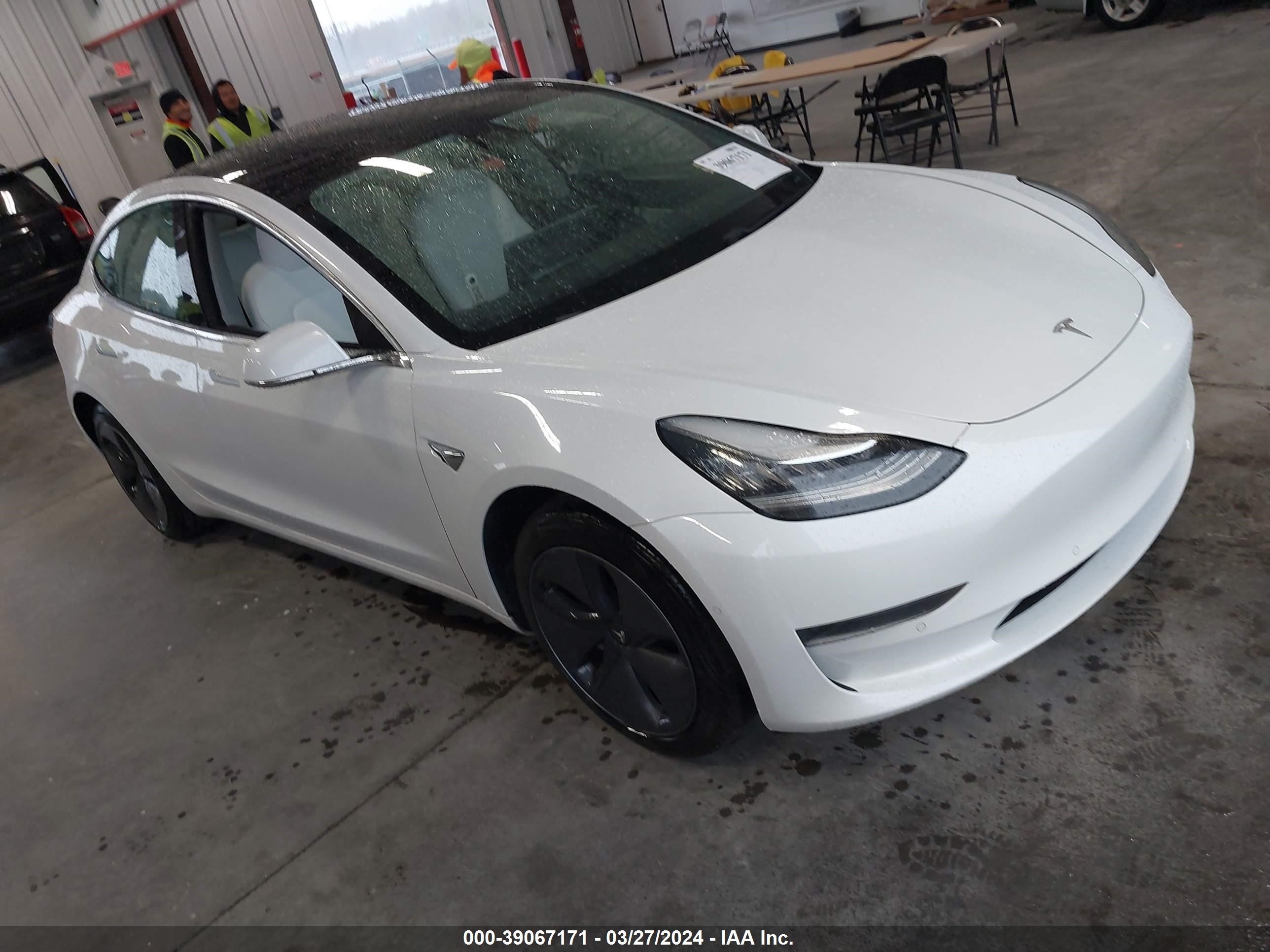 TESLA MODEL 3 2020 5yj3e1ea8lf738205