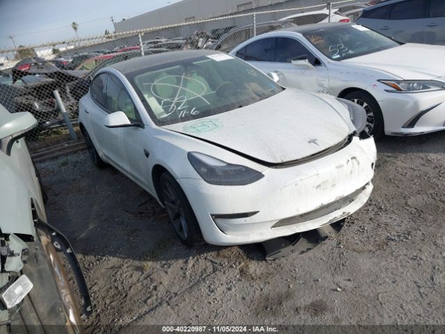 TESLA MODEL 3 2022 5yj3e1ea8nf331438