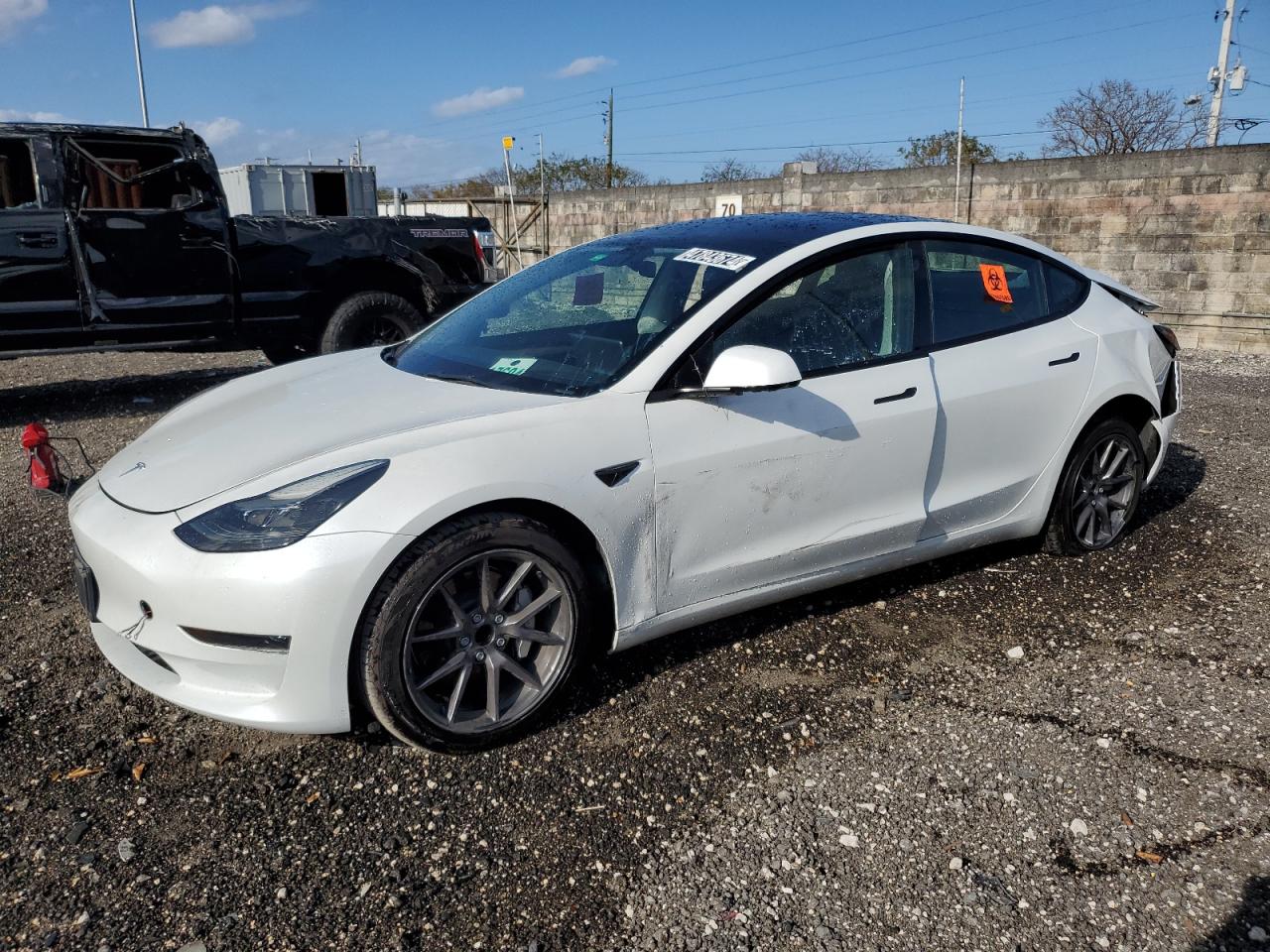 TESLA MODEL 3 2023 5yj3e1ea8pf436645