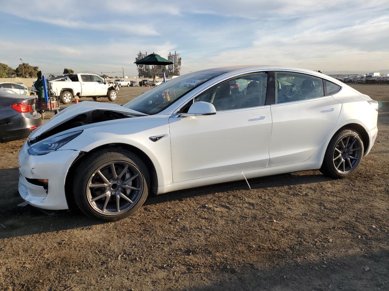 TESLA MODEL 3 2018 5yj3e1ea9jf161715