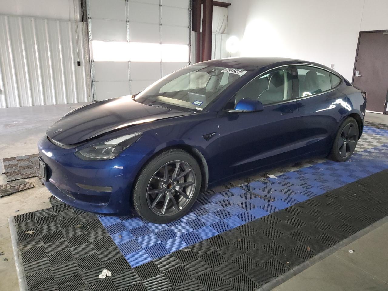 TESLA MODEL 3 2022 5yj3e1ea9nf187138