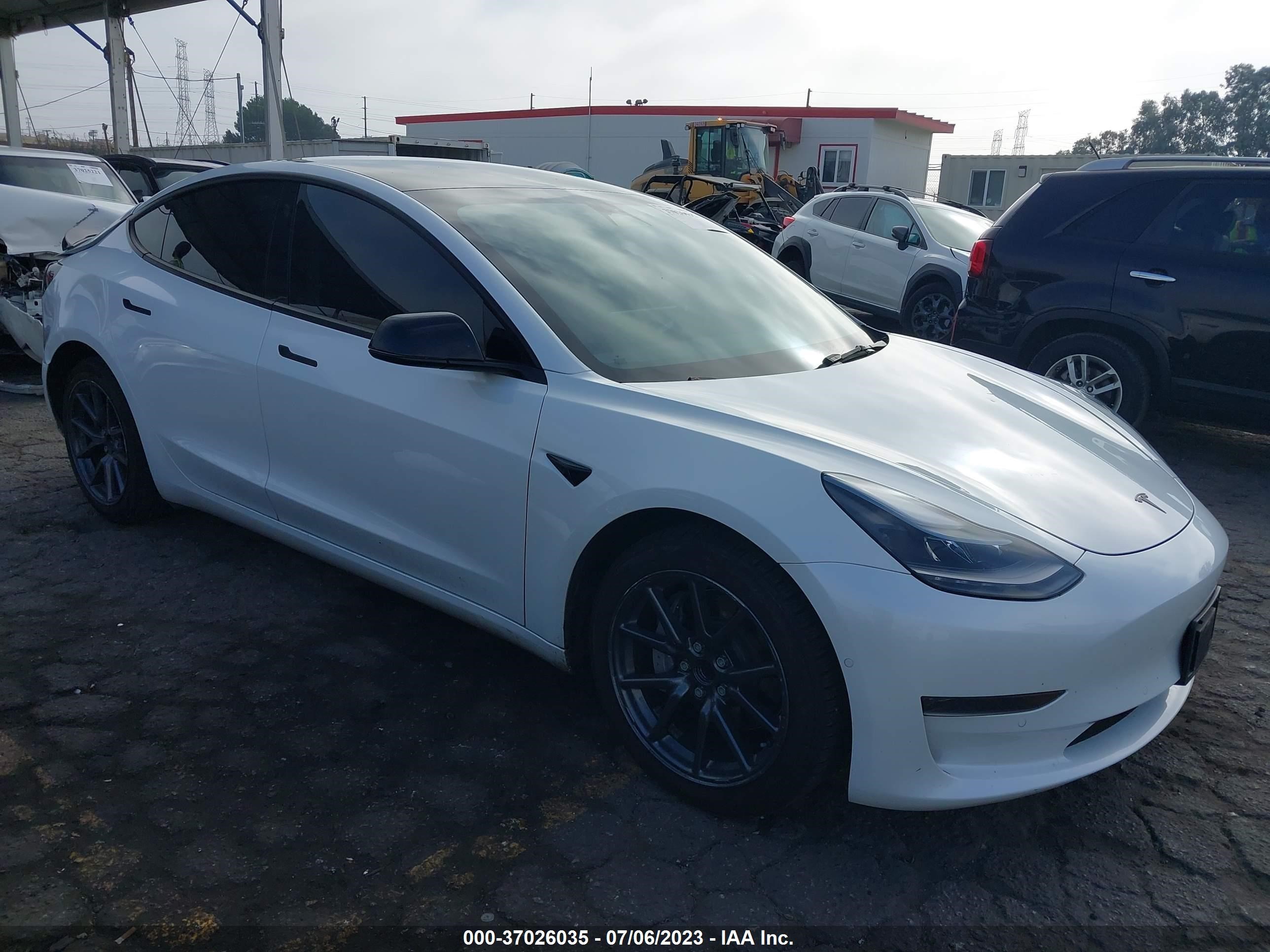 TESLA MODEL 3 2022 5yj3e1ea9nf193294