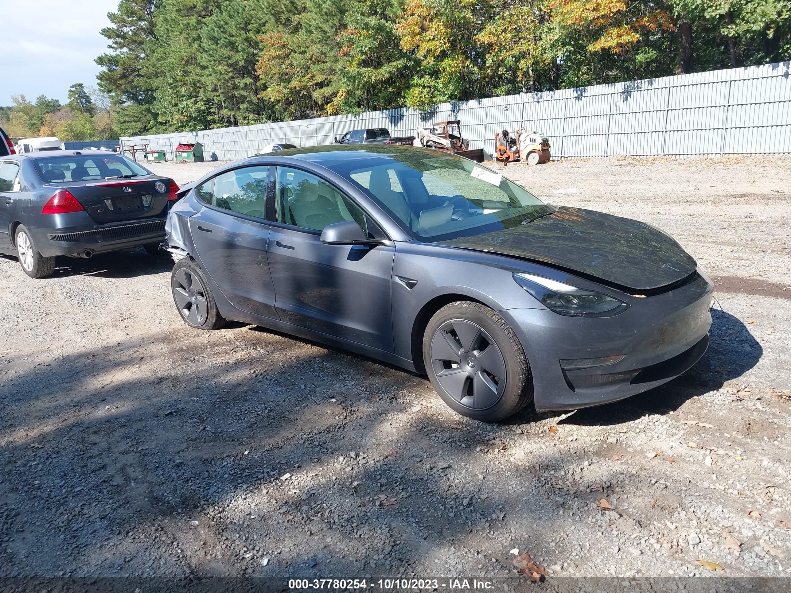 TESLA MODEL 3 2023 5yj3e1ea9pf383339