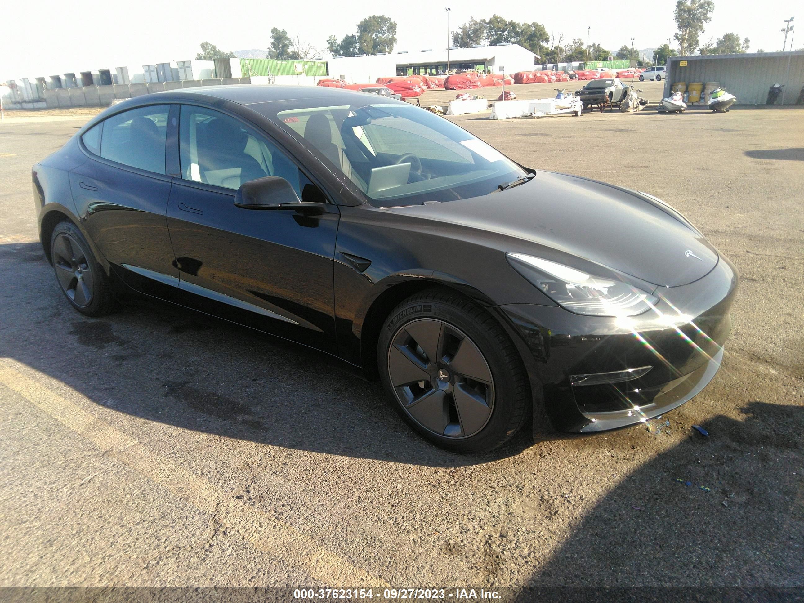 TESLA MODEL 3 2023 5yj3e1ea9pf589843