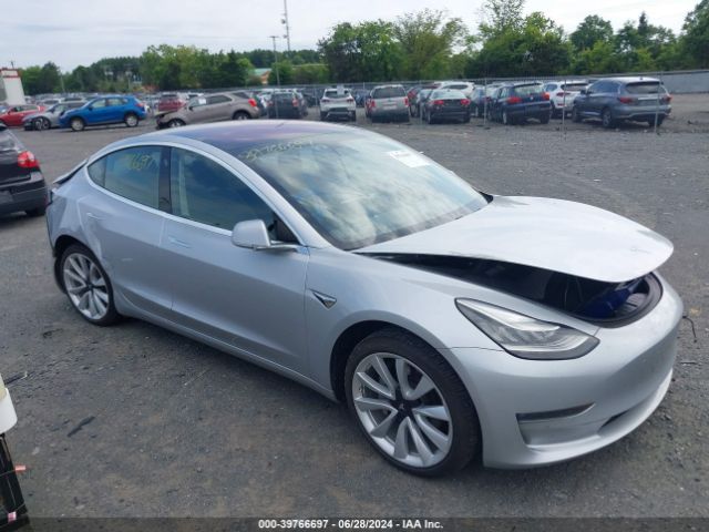 TESLA MODEL 3 2018 5yj3e1eaxjf003500