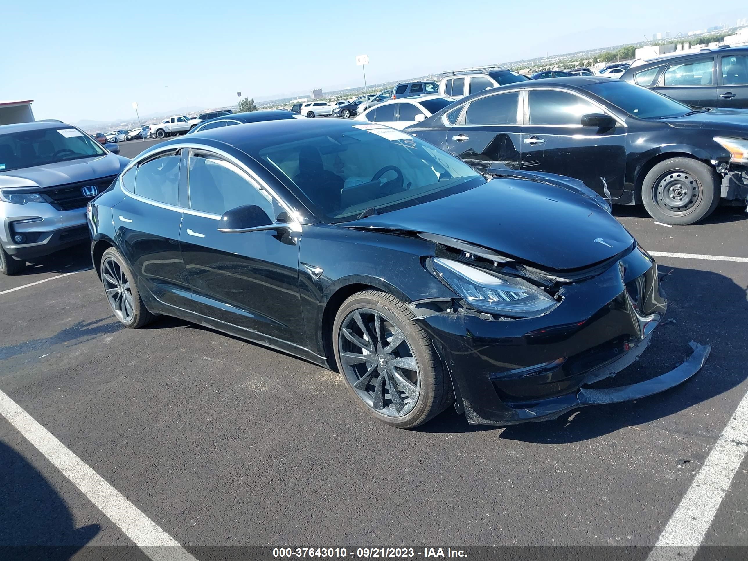 TESLA MODEL 3 2018 5yj3e1eaxjf004453