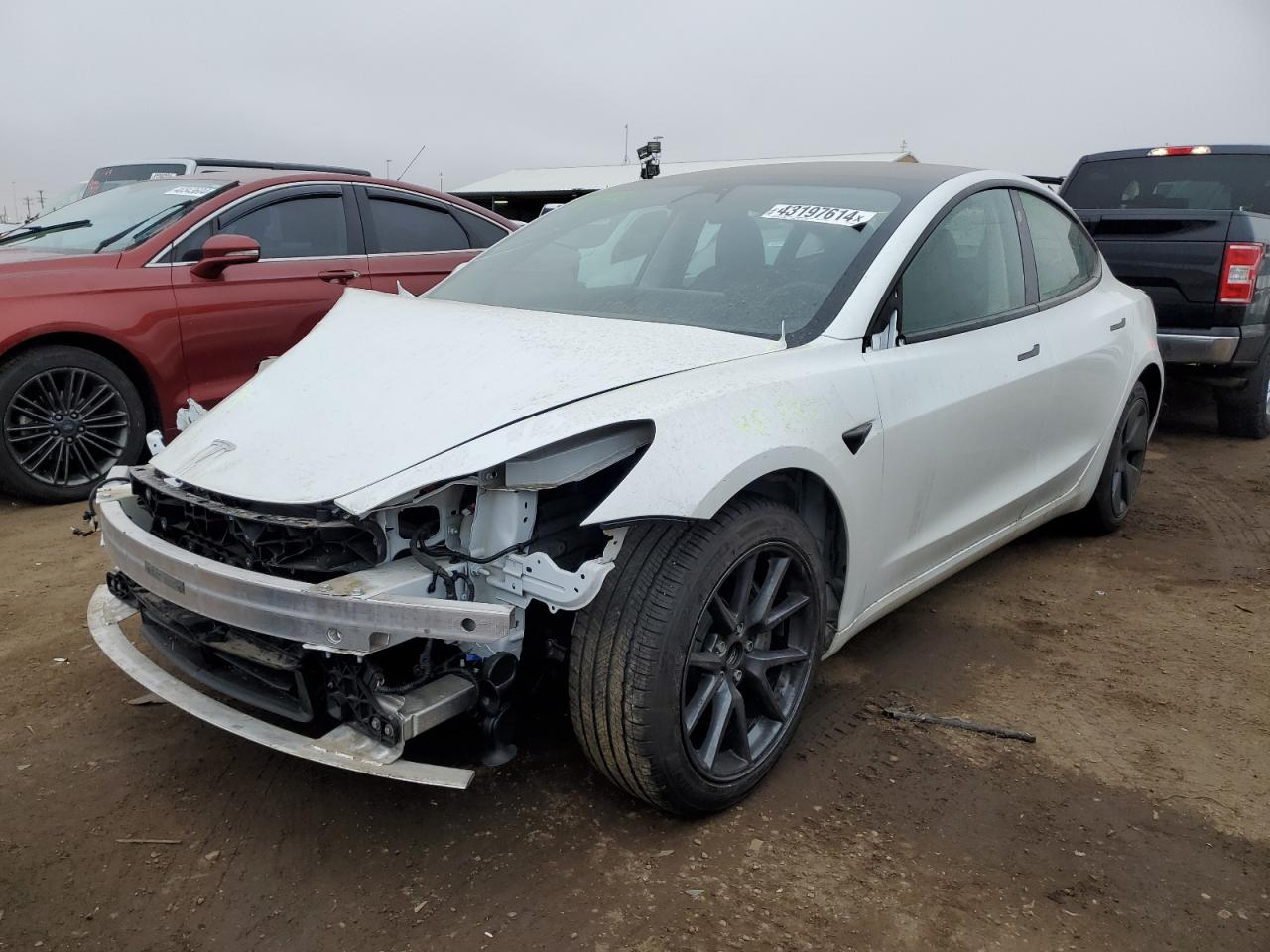 TESLA MODEL 3 2023 5yj3e1eaxpf557452