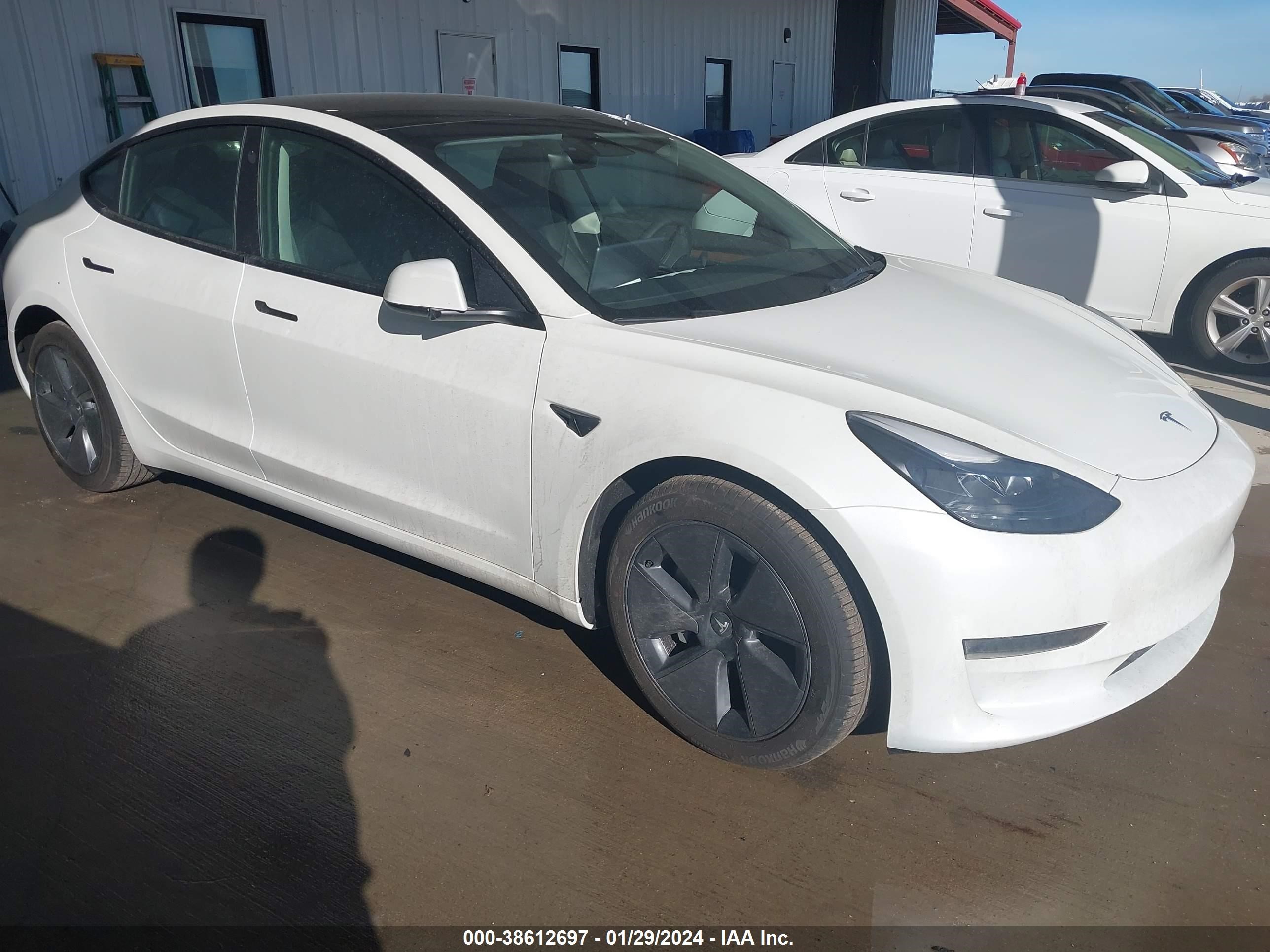 TESLA MODEL 3 2023 5yj3e1eaxpf704336