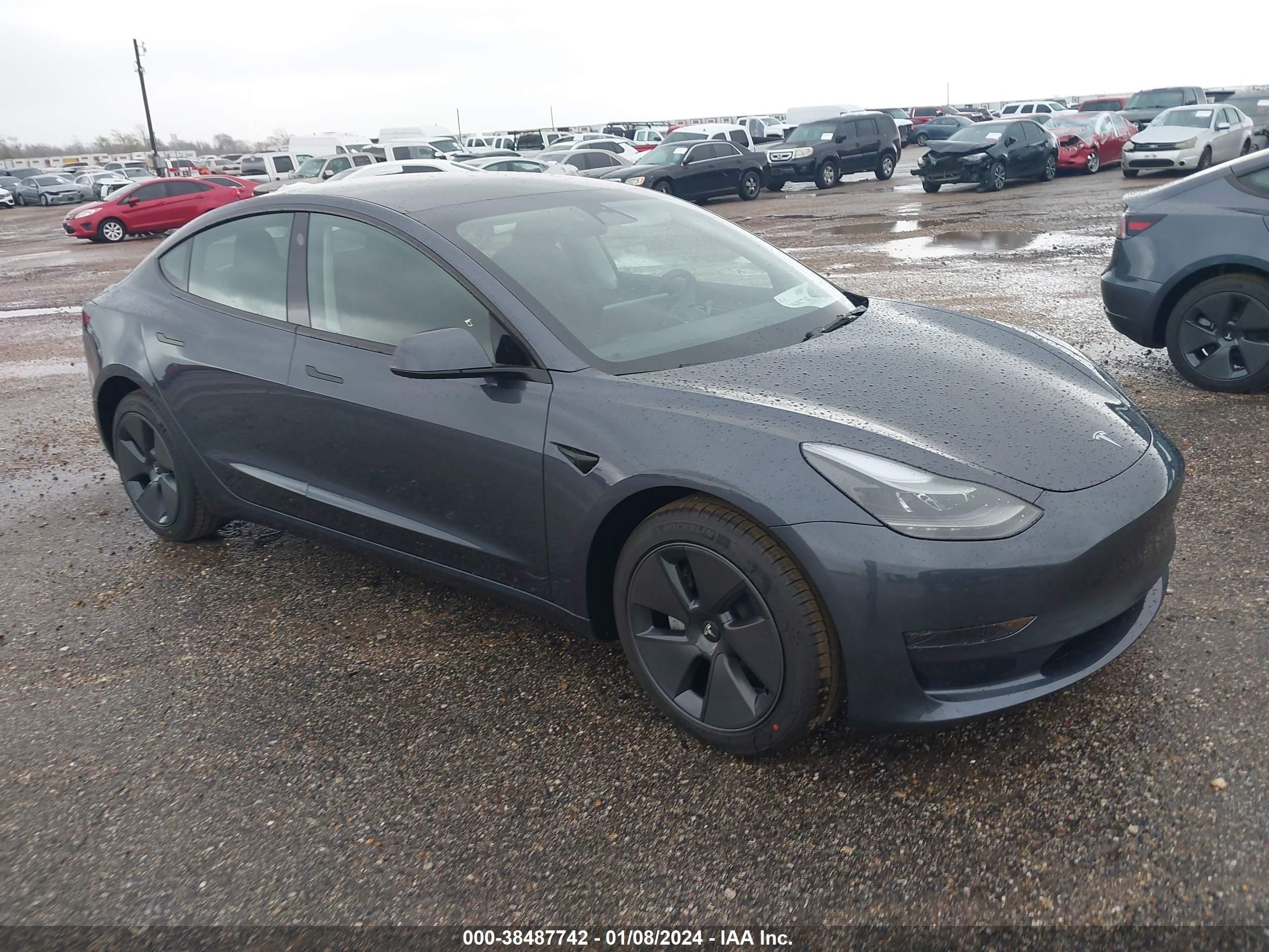 TESLA MODEL 3 2023 5yj3e1eaxpf704398