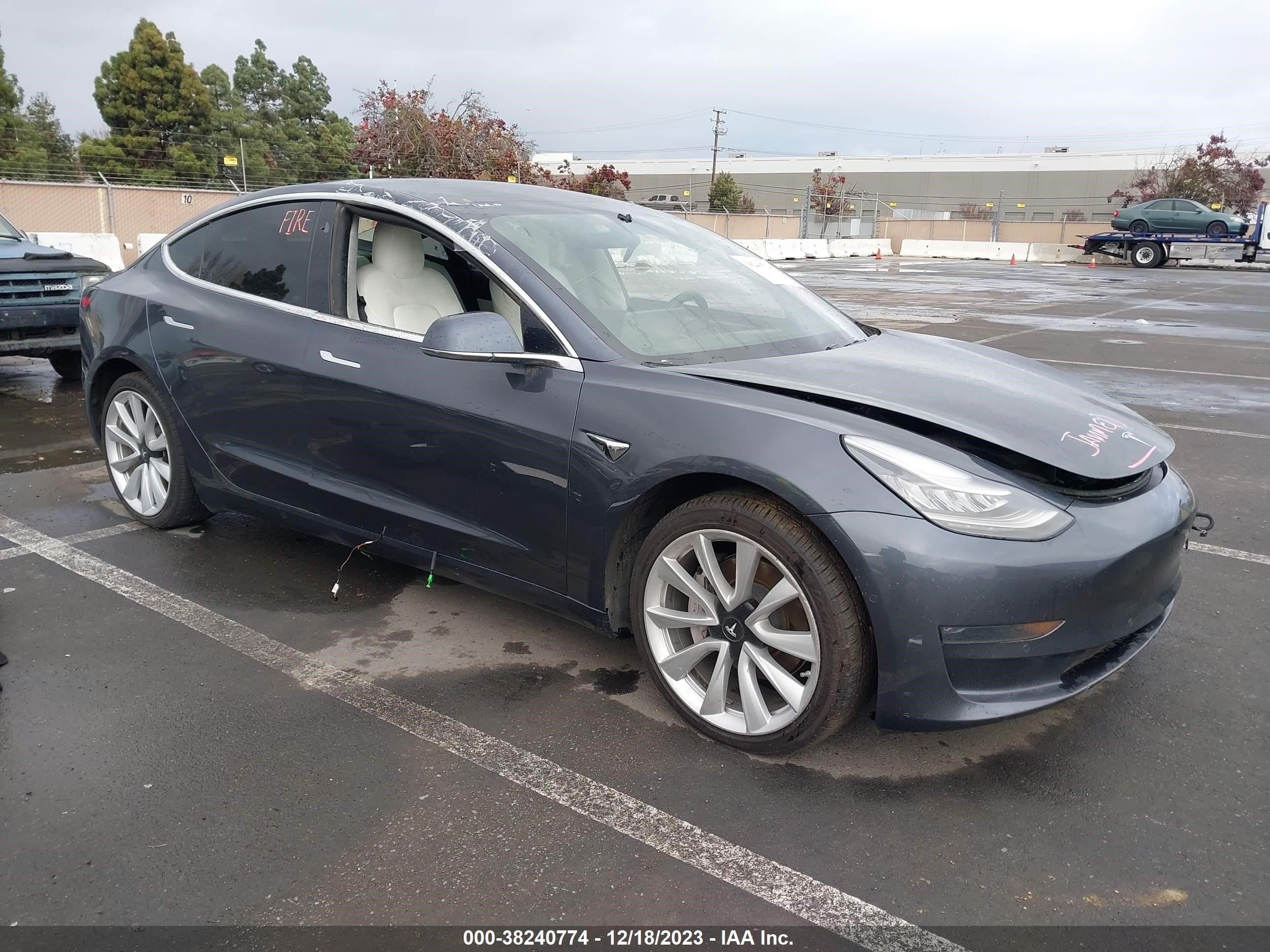 TESLA MODEL 3 2019 5yj3e1eb0kf530472