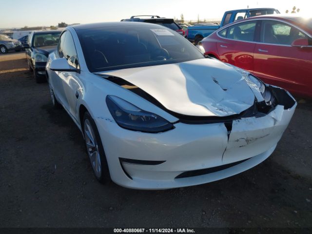 TESLA MODEL 3 2022 5yj3e1eb1nf137536