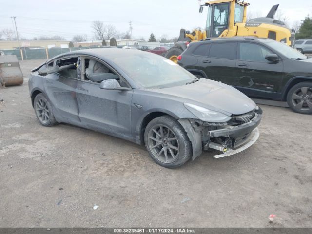 TESLA MODEL 3 2022 5yj3e1eb1nf230847