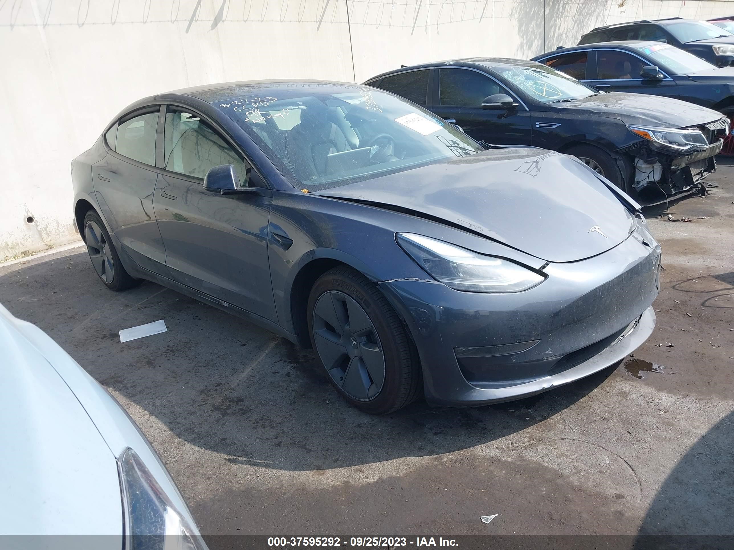 TESLA MODEL 3 2022 5yj3e1eb1nf274718