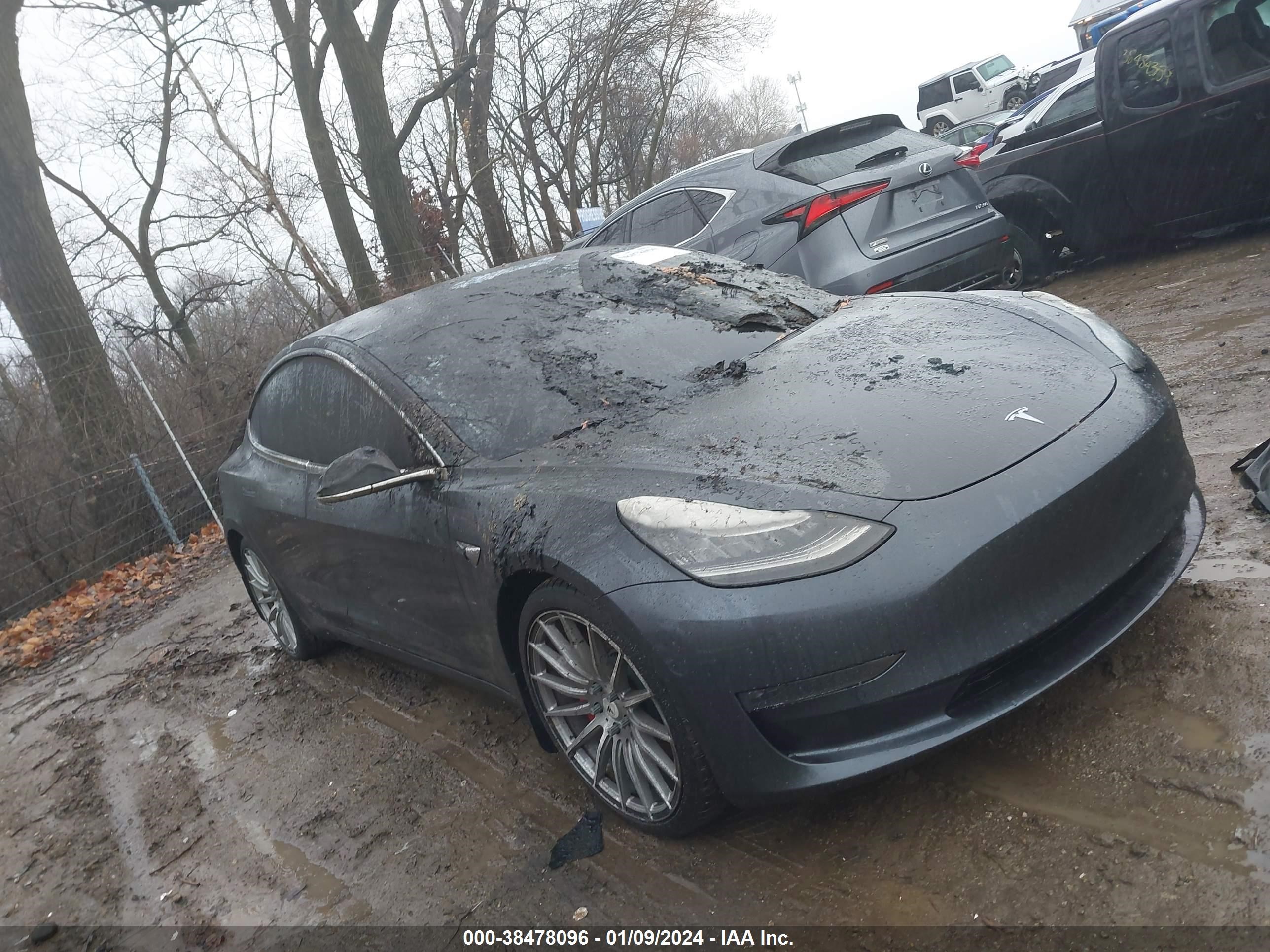 TESLA MODEL 3 2018 5yj3e1eb2jf073078