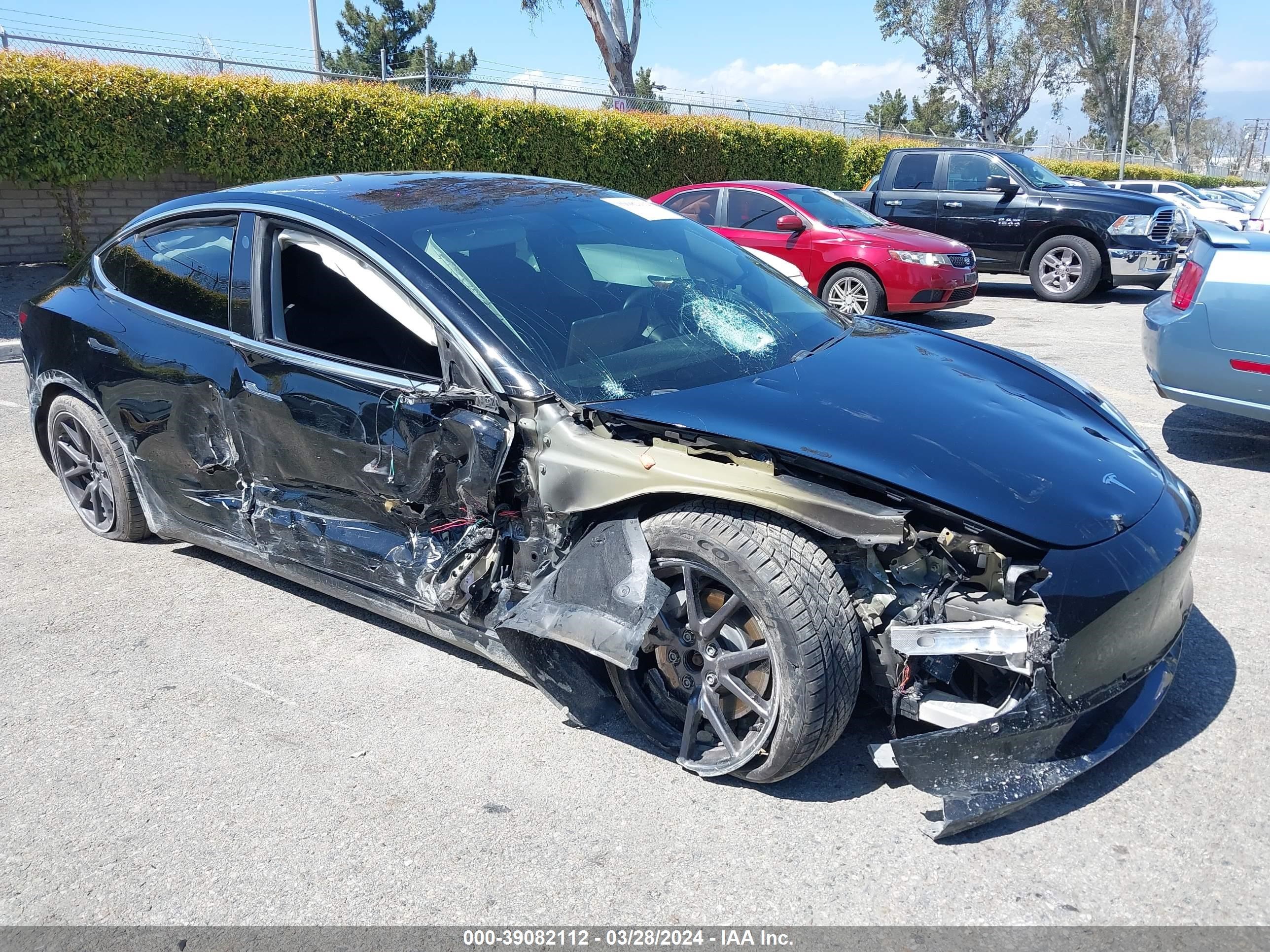 TESLA MODEL 3 2019 5yj3e1eb2kf198941