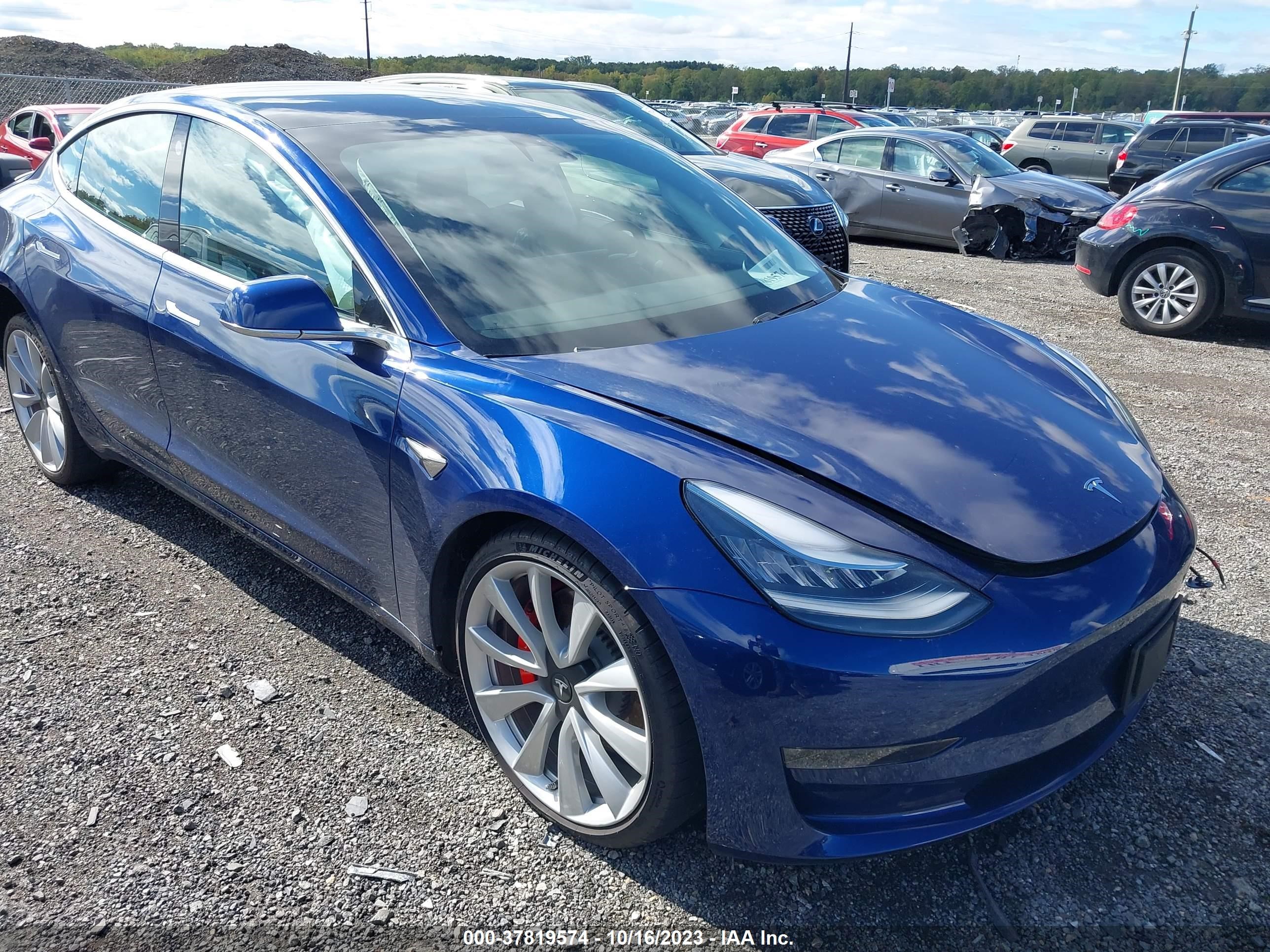 TESLA MODEL 3 2019 5yj3e1eb2kf426274