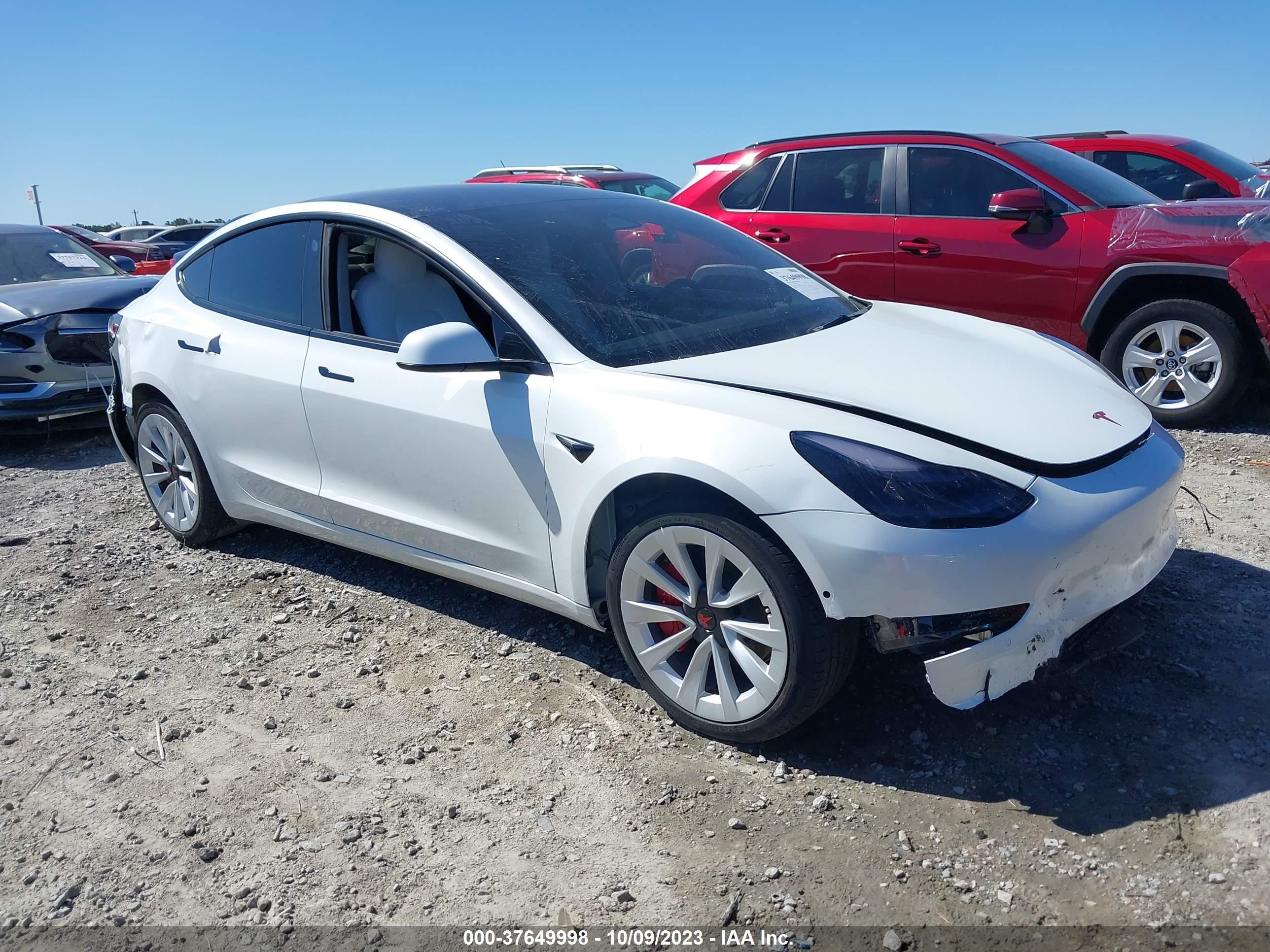 TESLA MODEL 3 2021 5yj3e1eb2mf094338