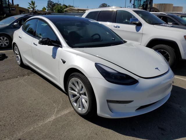 TESLA MODEL 3 2022 5yj3e1eb2nf144429