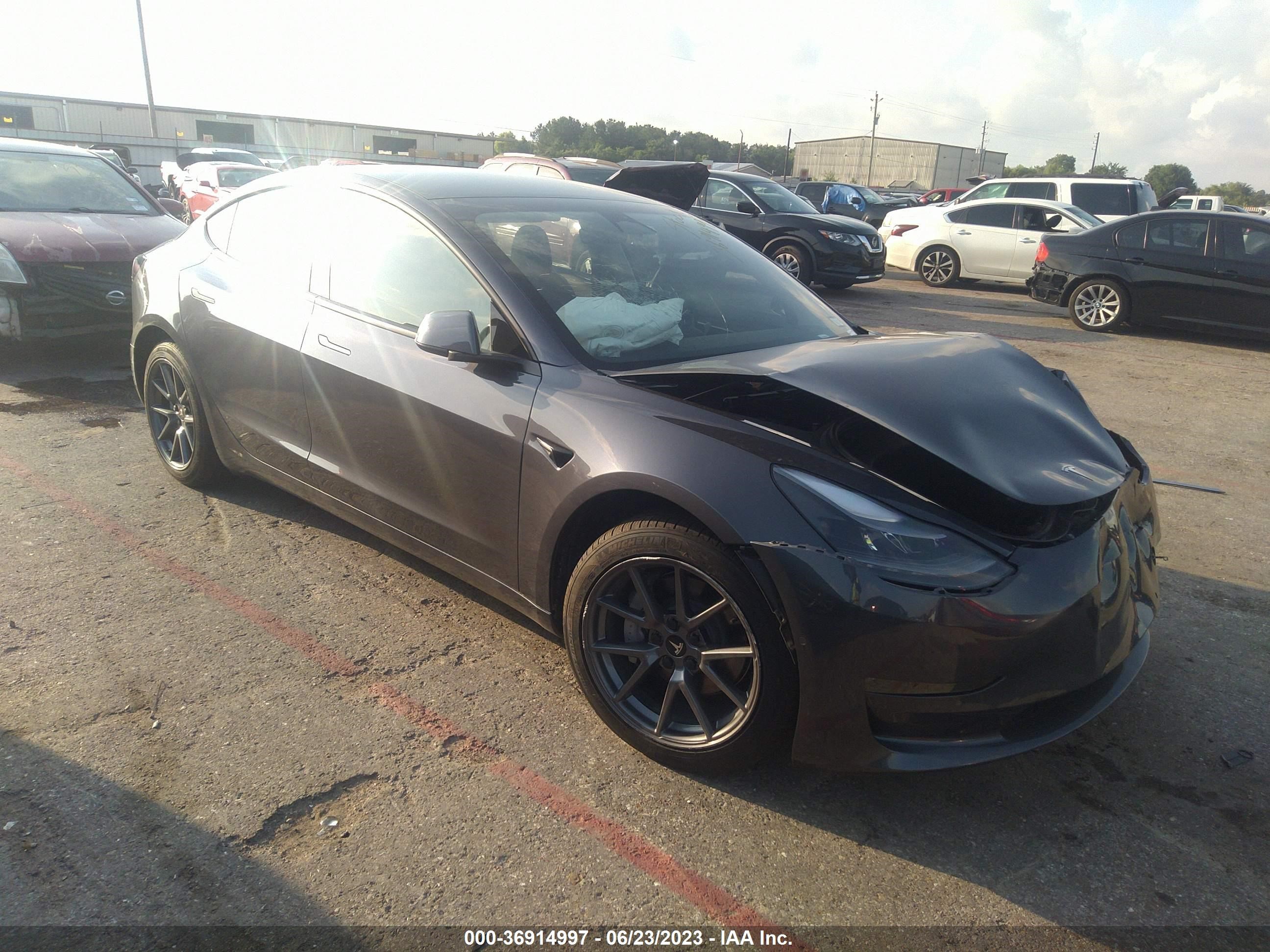 TESLA MODEL 3 2022 5yj3e1eb2nf227651