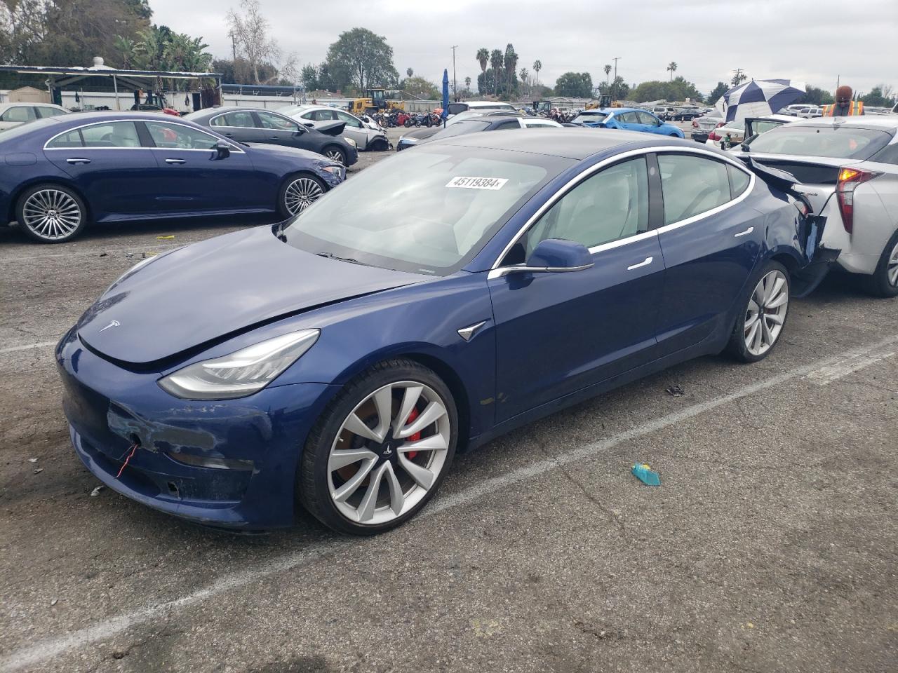 TESLA MODEL 3 2018 5yj3e1eb3jf055737