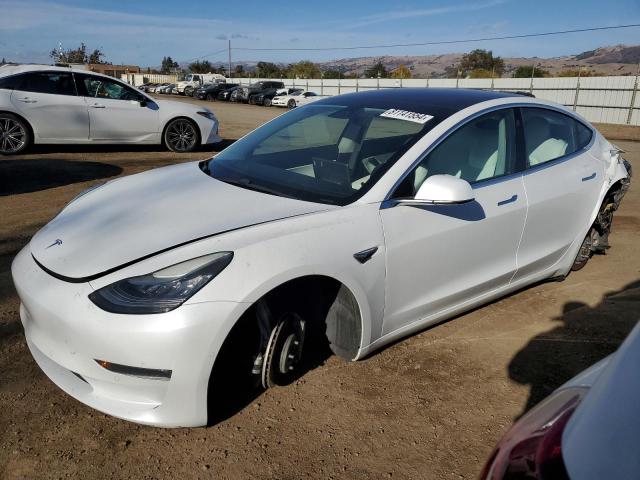 TESLA MODEL 3 2018 5yj3e1eb3jf074949