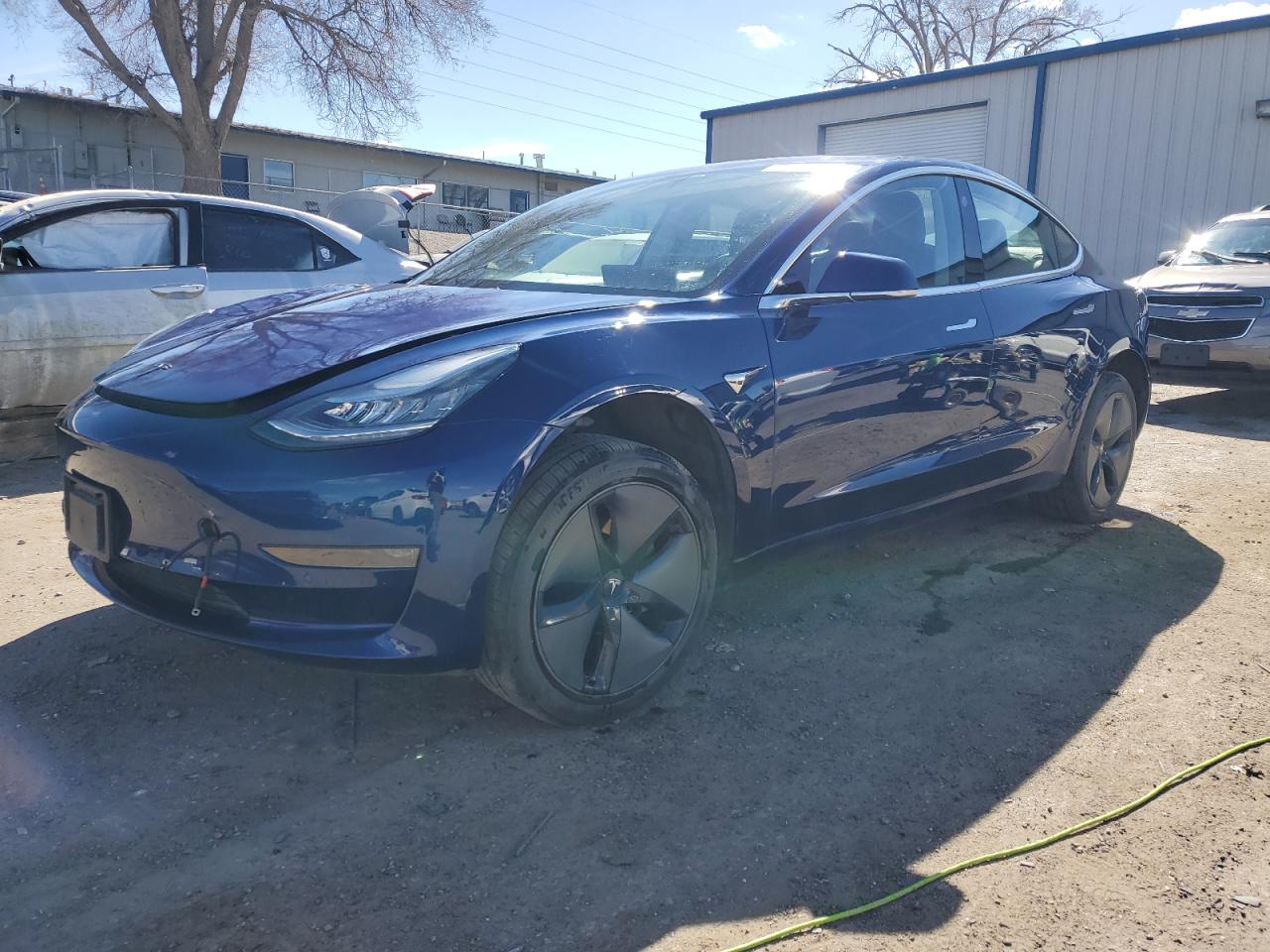 TESLA MODEL 3 2018 5yj3e1eb3jf090097