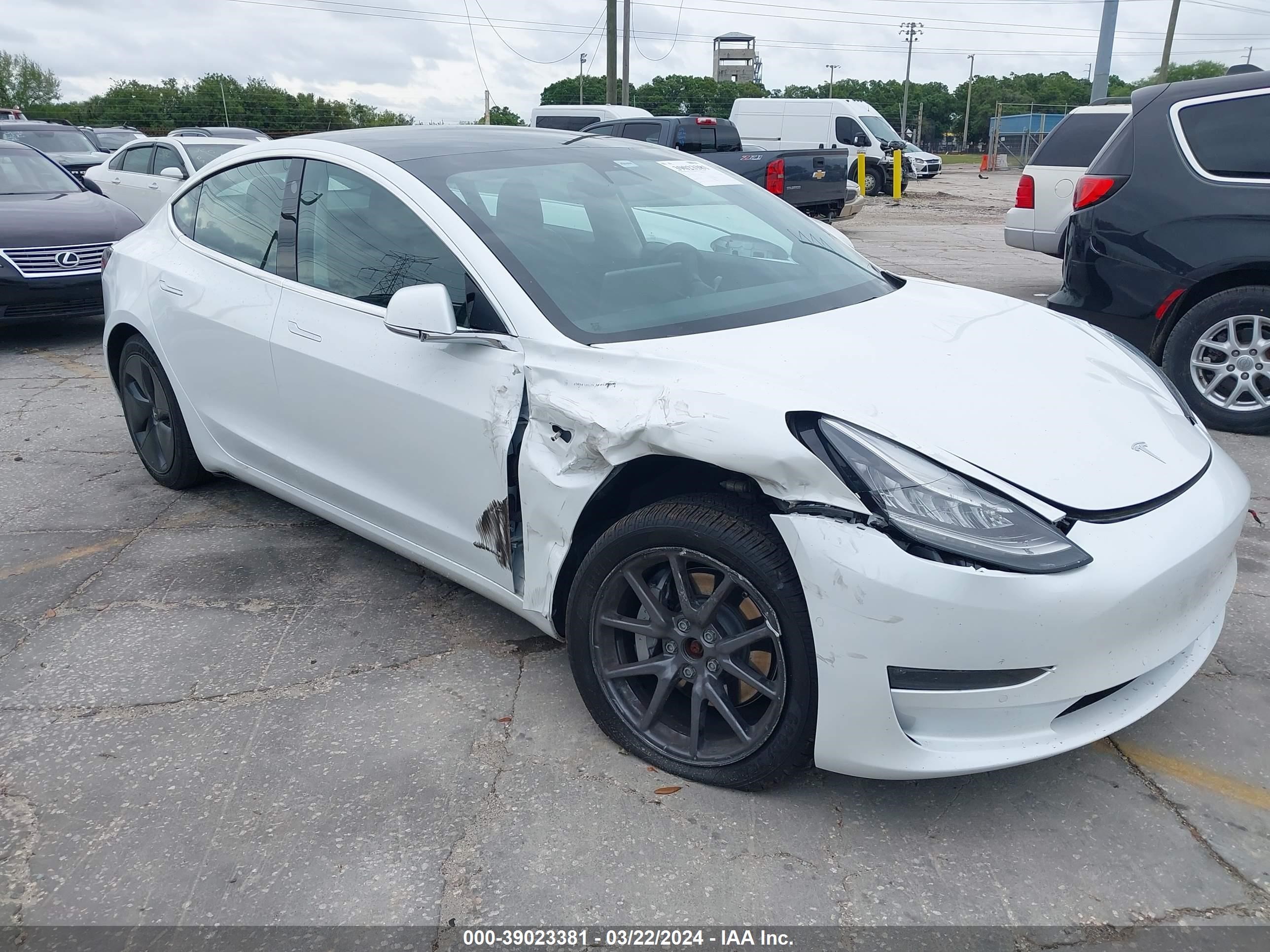 TESLA MODEL 3 2020 5yj3e1eb3lf619714