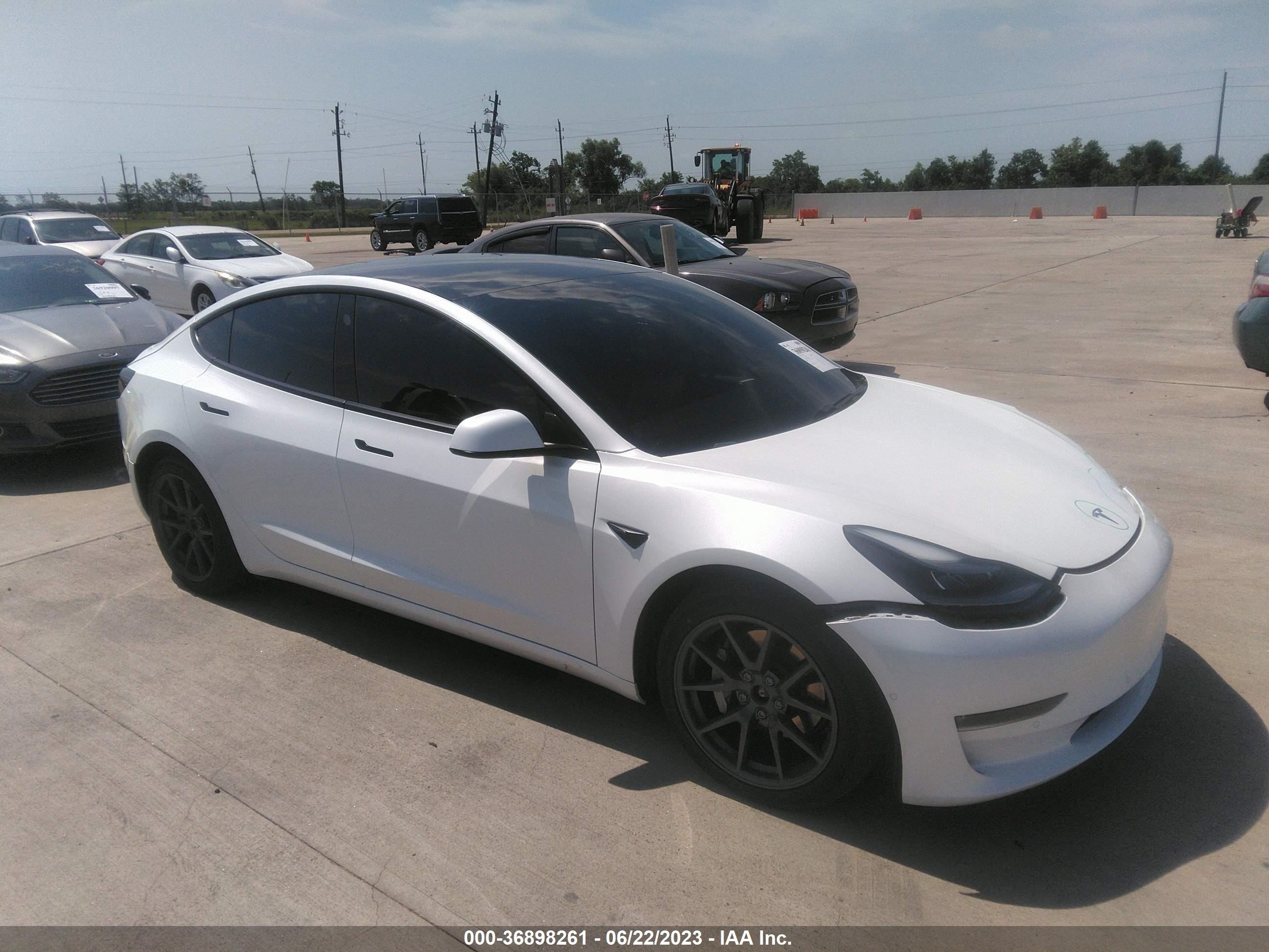 TESLA MODEL 3 2021 5yj3e1eb3mf020037