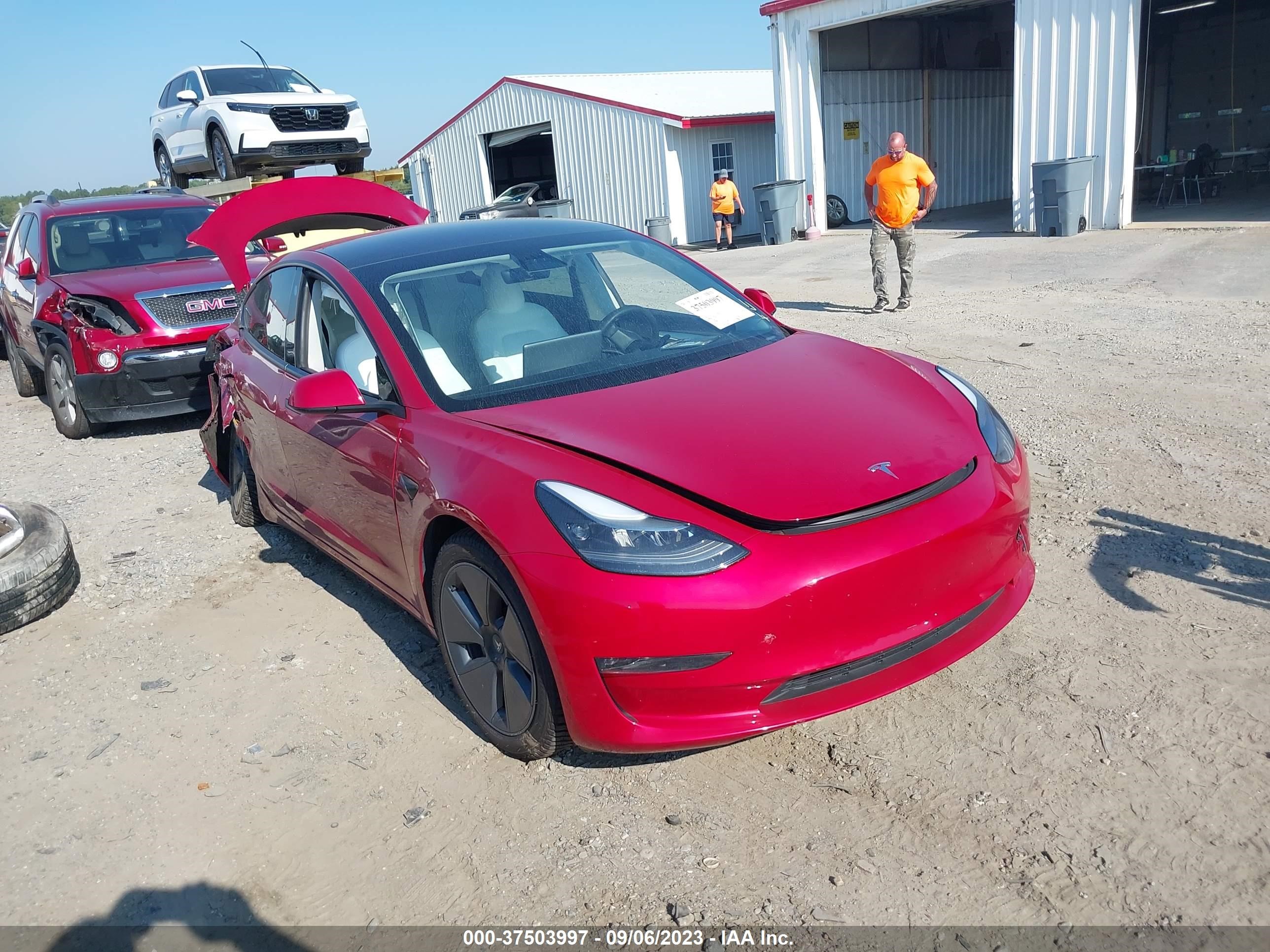 TESLA MODEL 3 2022 5yj3e1eb3nf120608