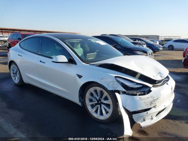 TESLA MODEL 3 2022 5yj3e1eb3nf136615