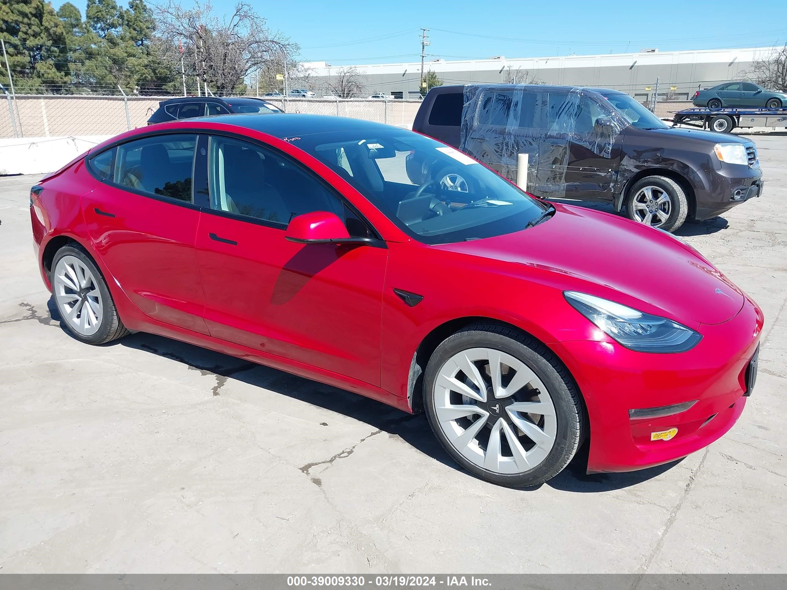 TESLA MODEL 3 2022 5yj3e1eb3nf262246