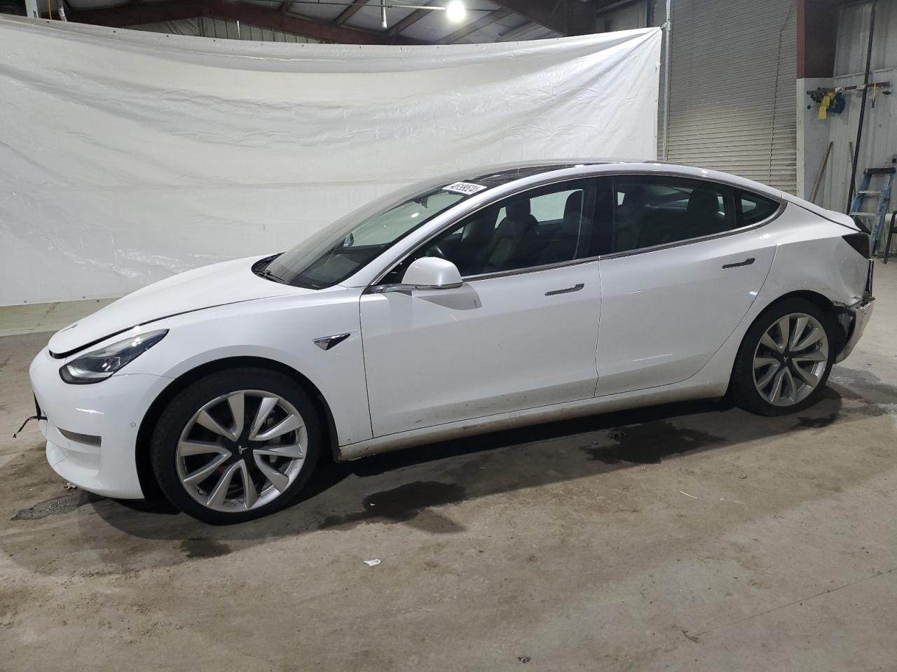 TESLA MODEL 3 2018 5yj3e1eb4jf067508