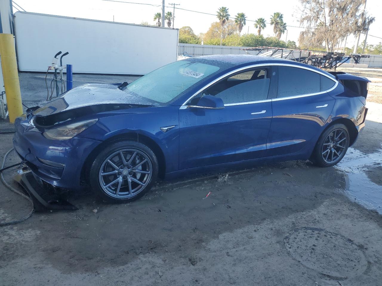 TESLA MODEL 3 2018 5yj3e1eb4jf130607