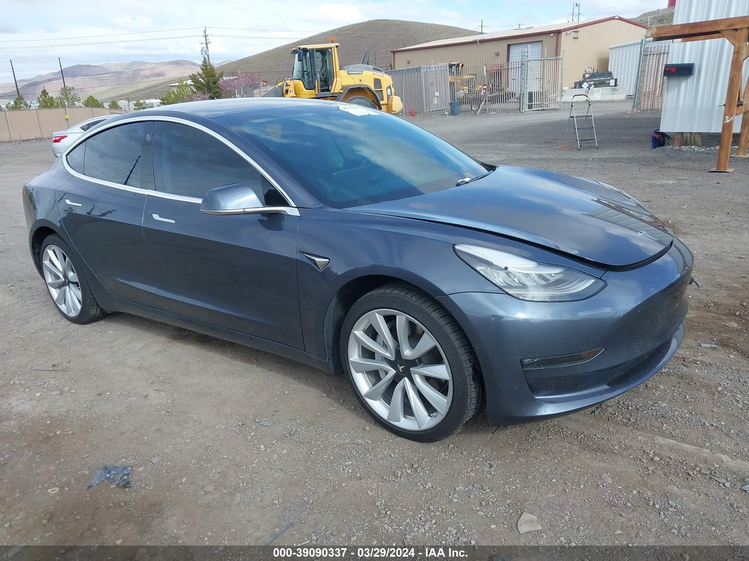 TESLA MODEL 3 2020 5yj3e1eb4lf638076