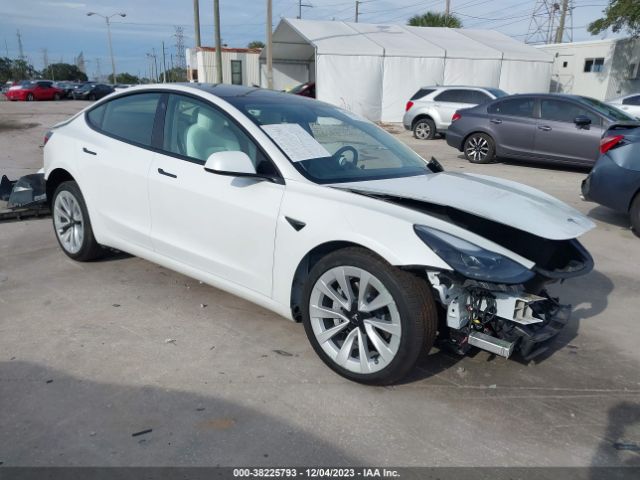 TESLA MODEL 3 2022 5yj3e1eb4nf176931